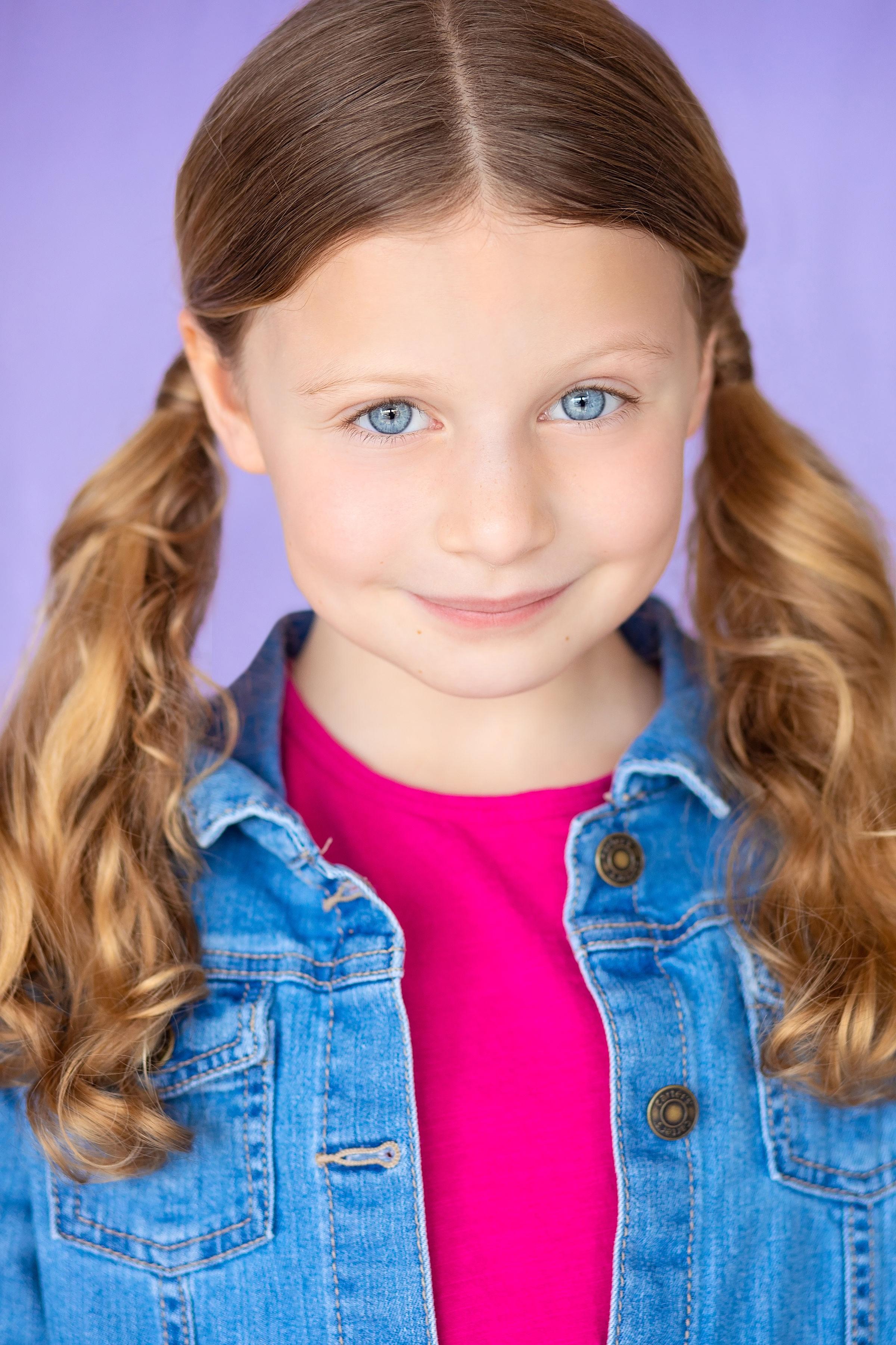 actor Addelyn German large photo