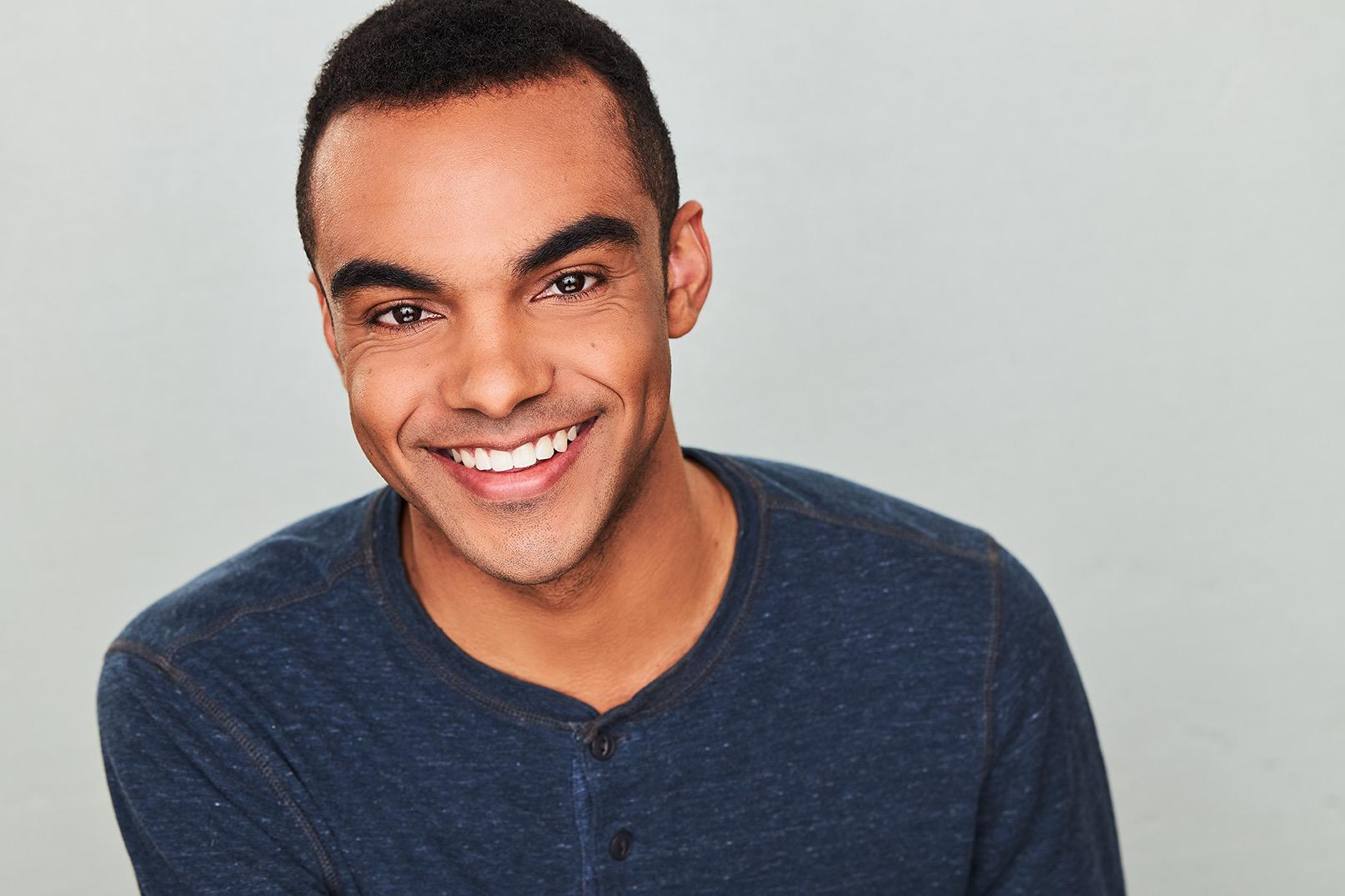 actor Grant Kennedy Lewis large photo