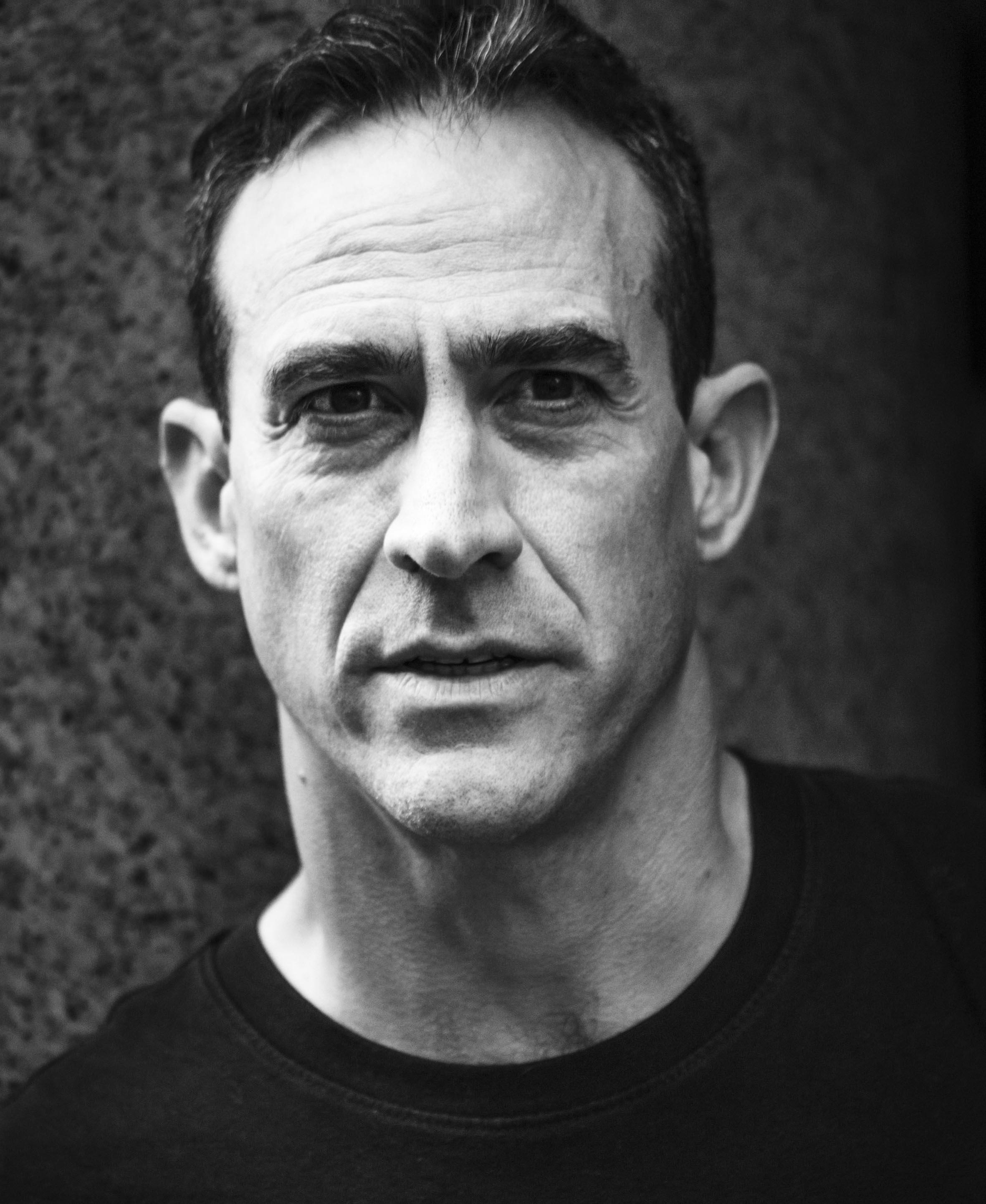 actor Aaron Stielstra large photo