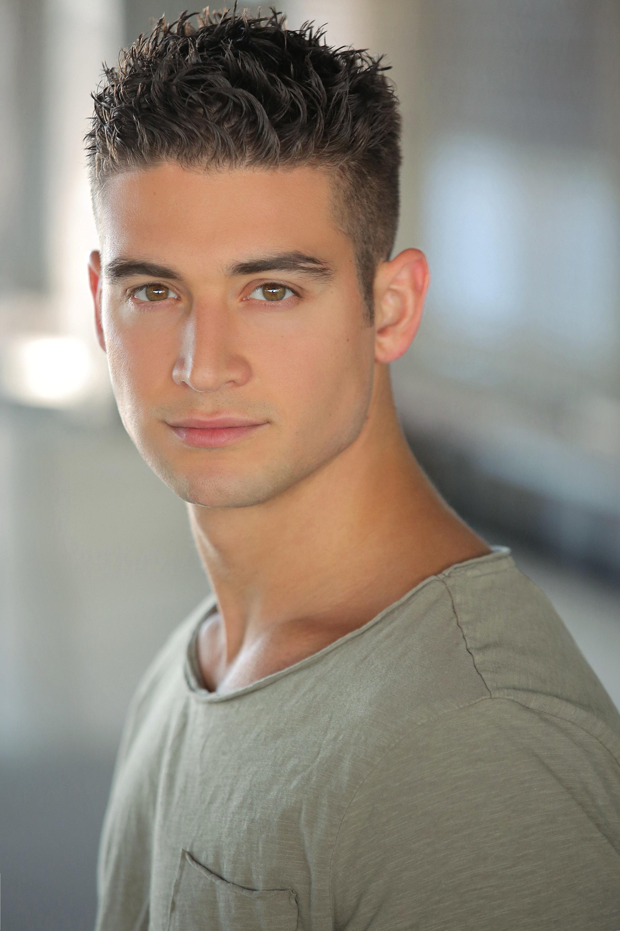 actor Frank Huerta large photo