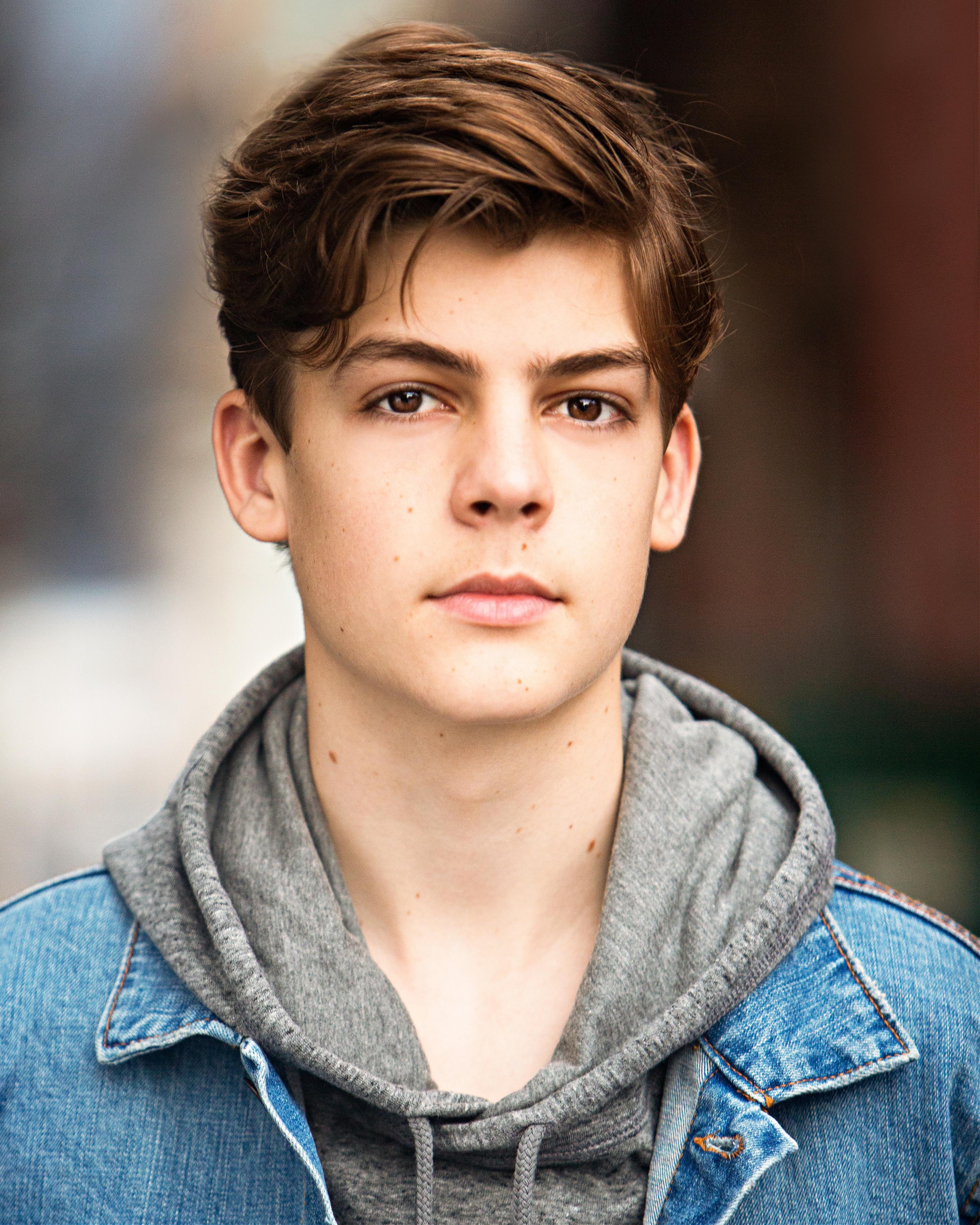 actor Paxton Singleton large photo