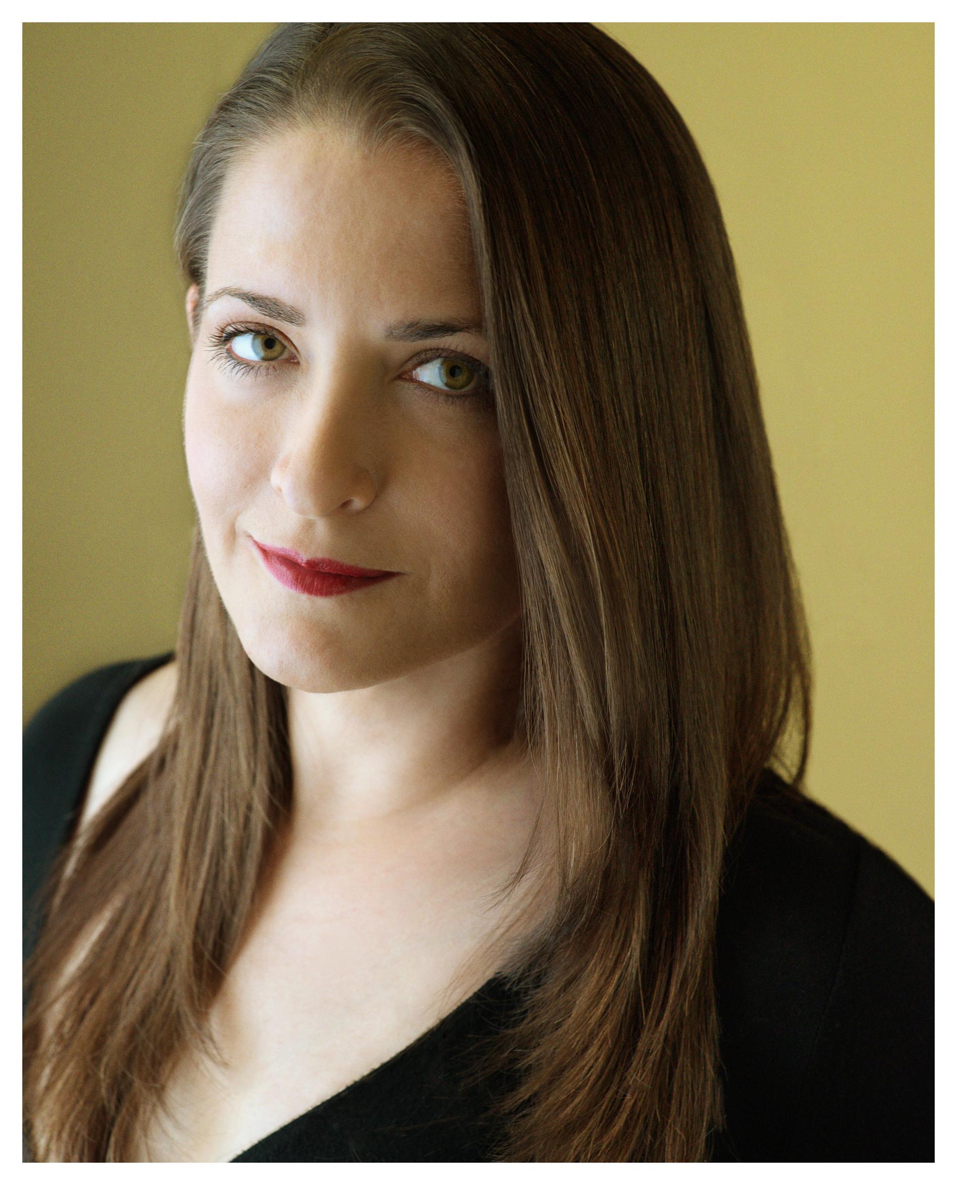 actor Kathleen Davison large photo