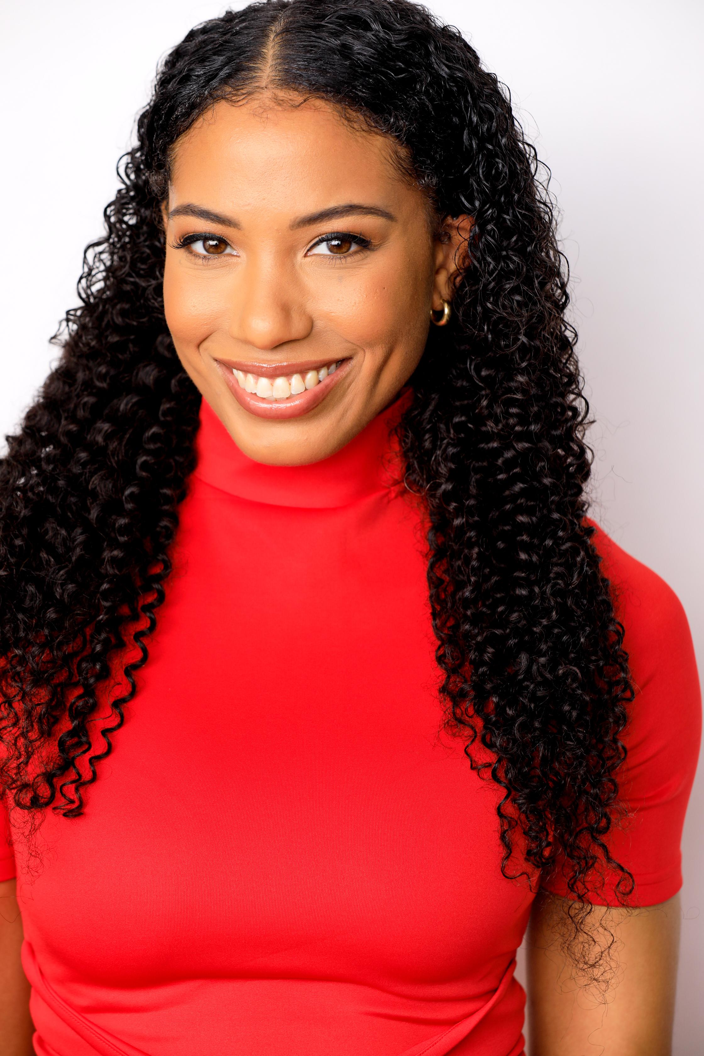 actor Simone Posey large photo