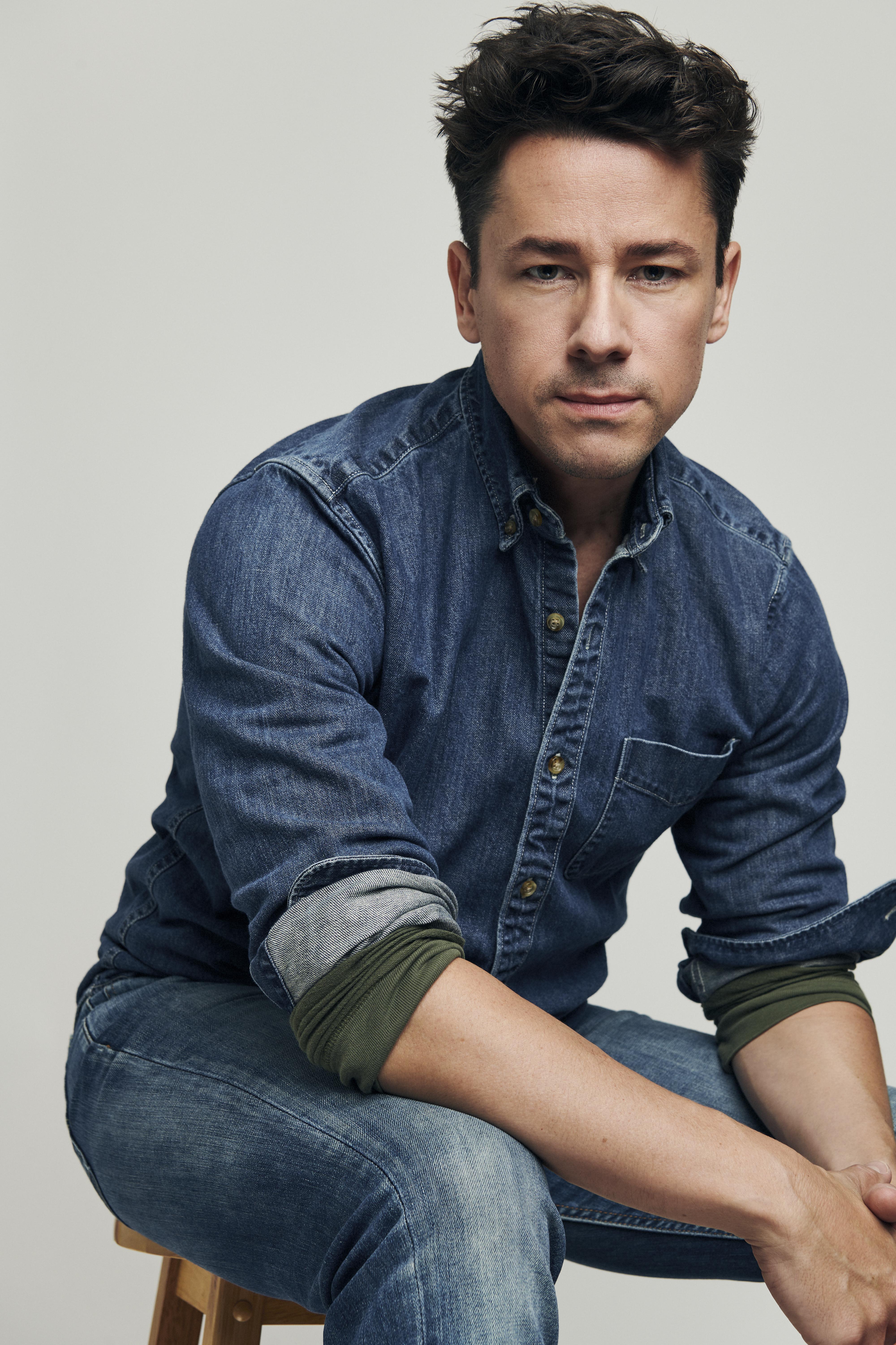 actor Adam Fleming large photo