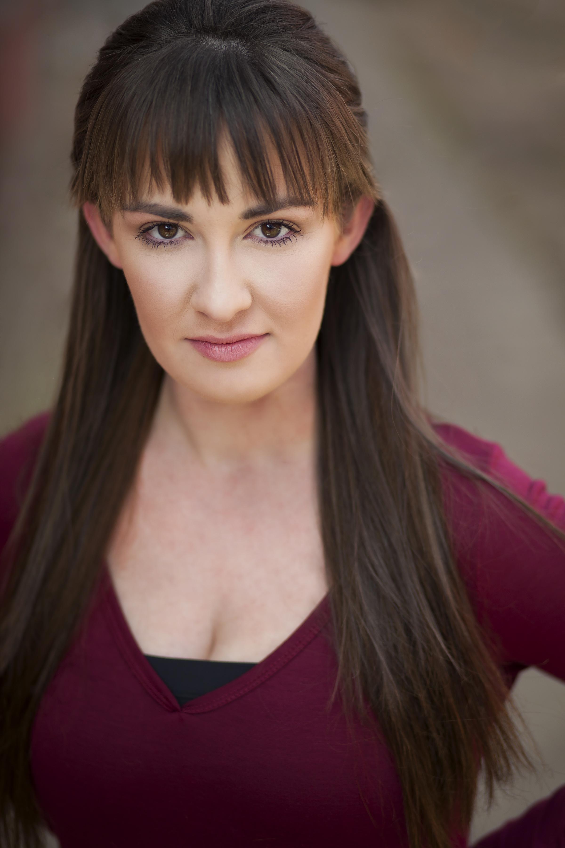 actor Madeline Tesh large photo