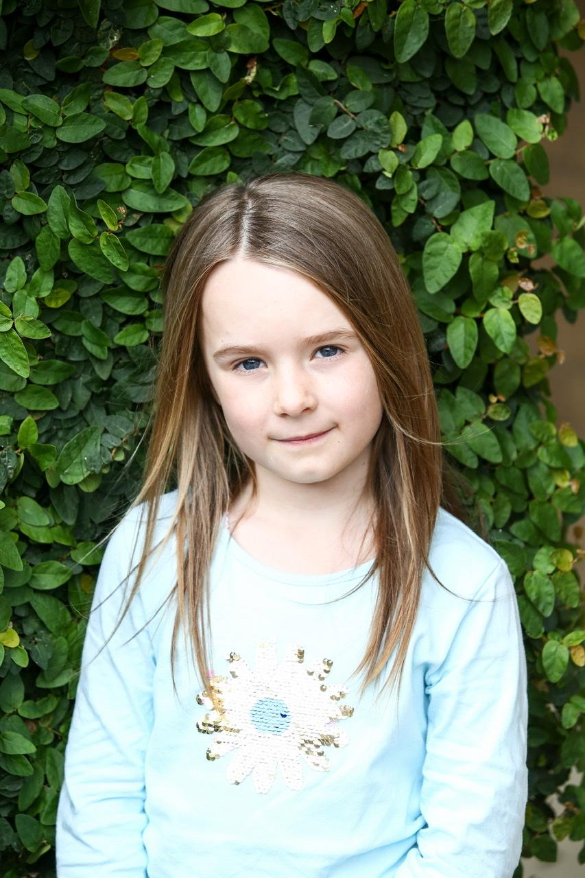 actor Vivien Turner large photo