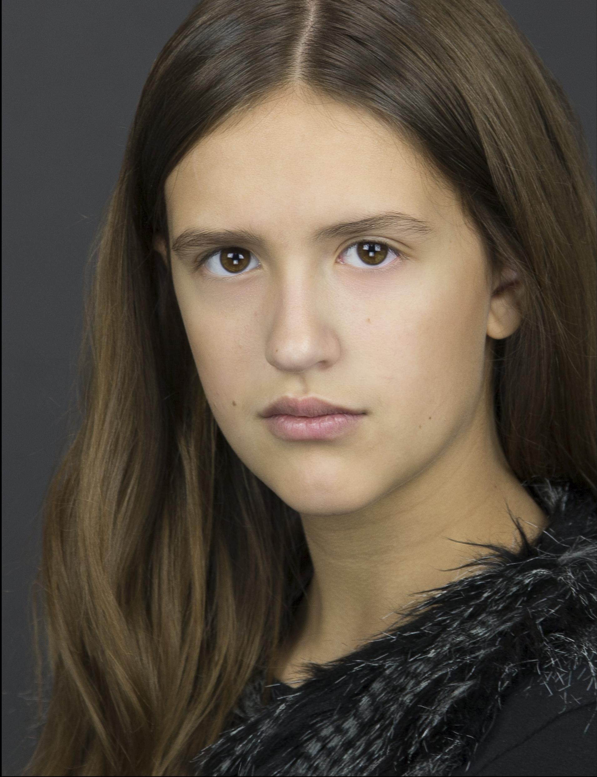 actor Gabrielle N. Brown large photo