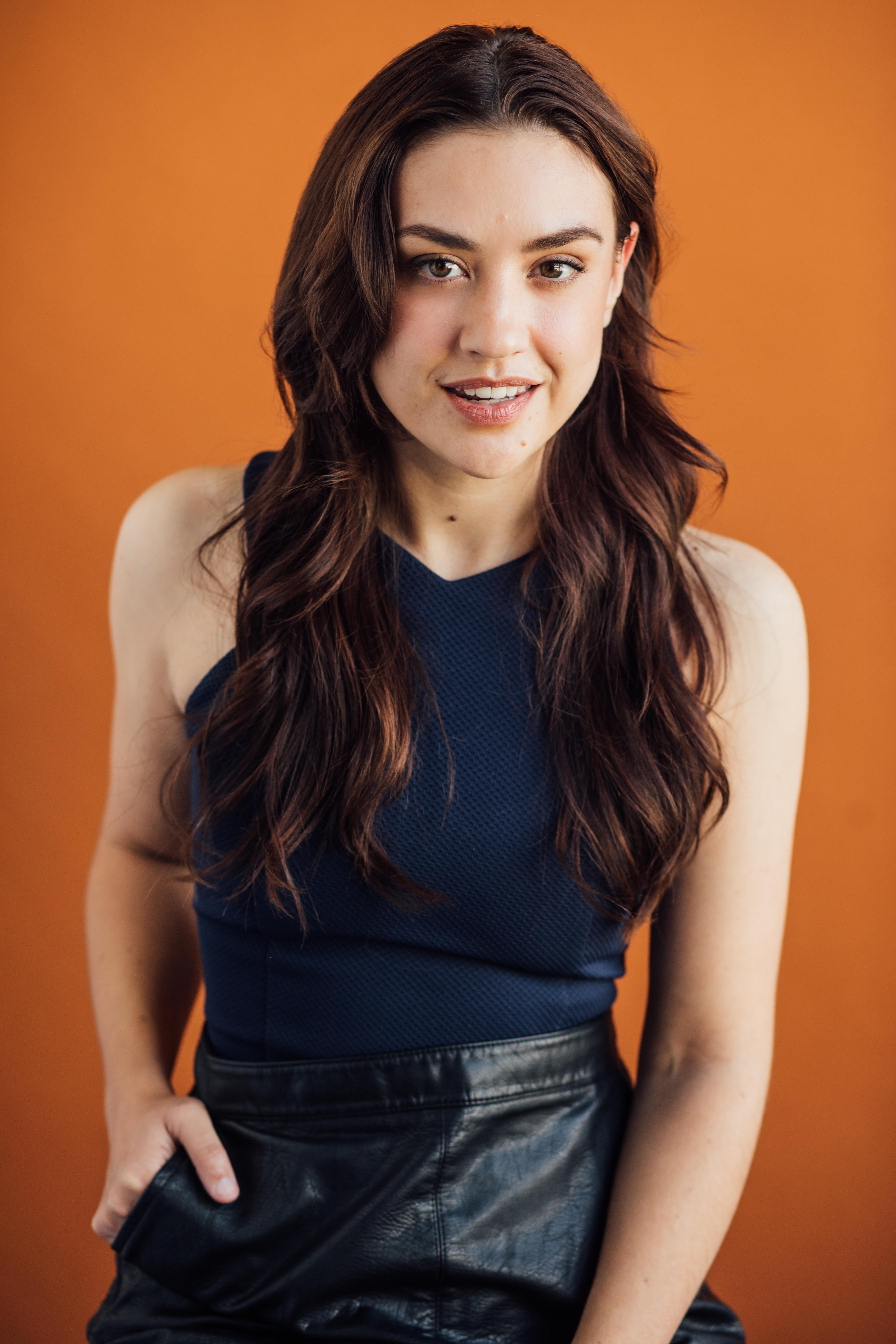 actor Gwenlyn Cumyn large photo