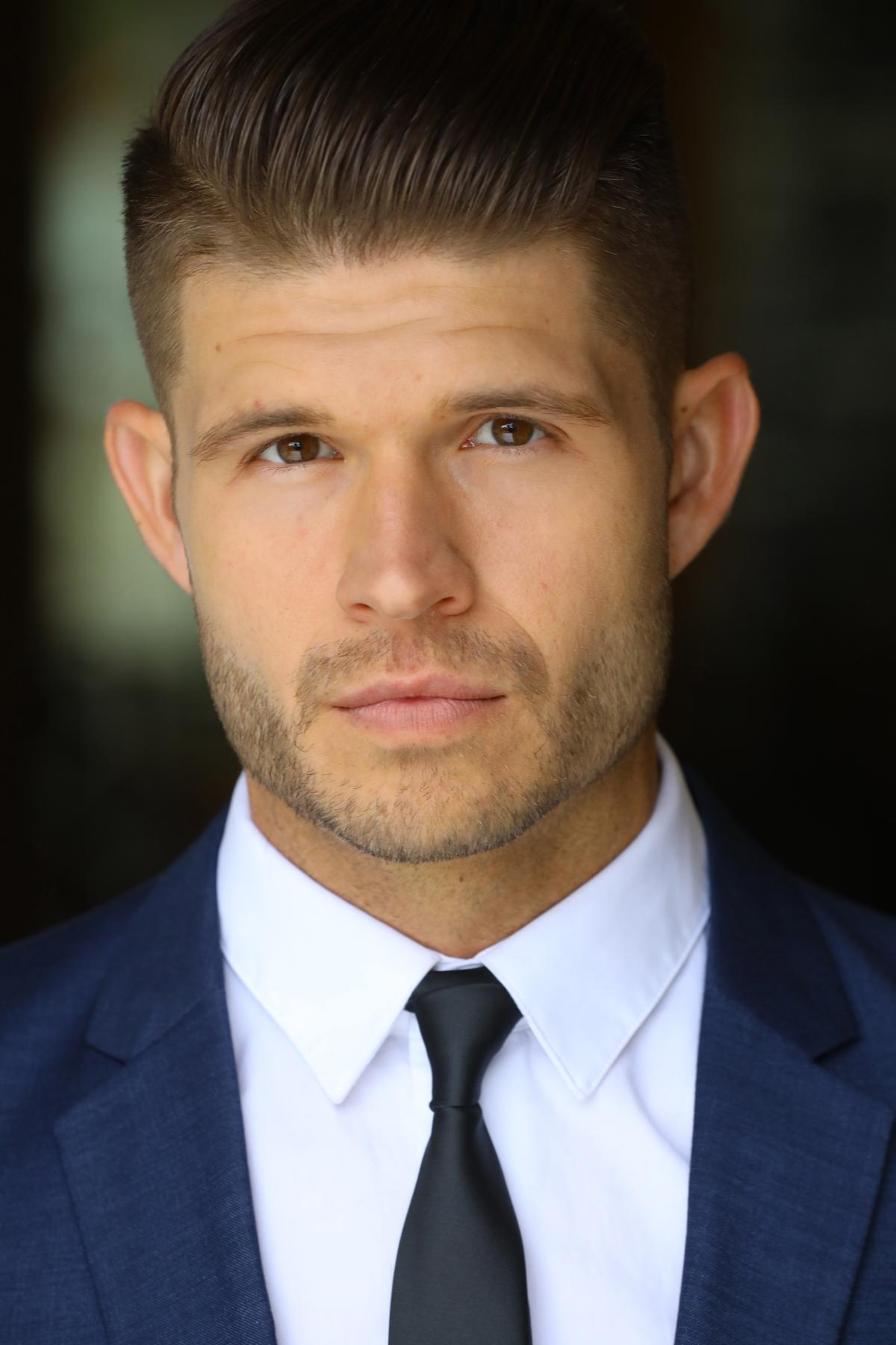 actor Daniel Hunter large photo