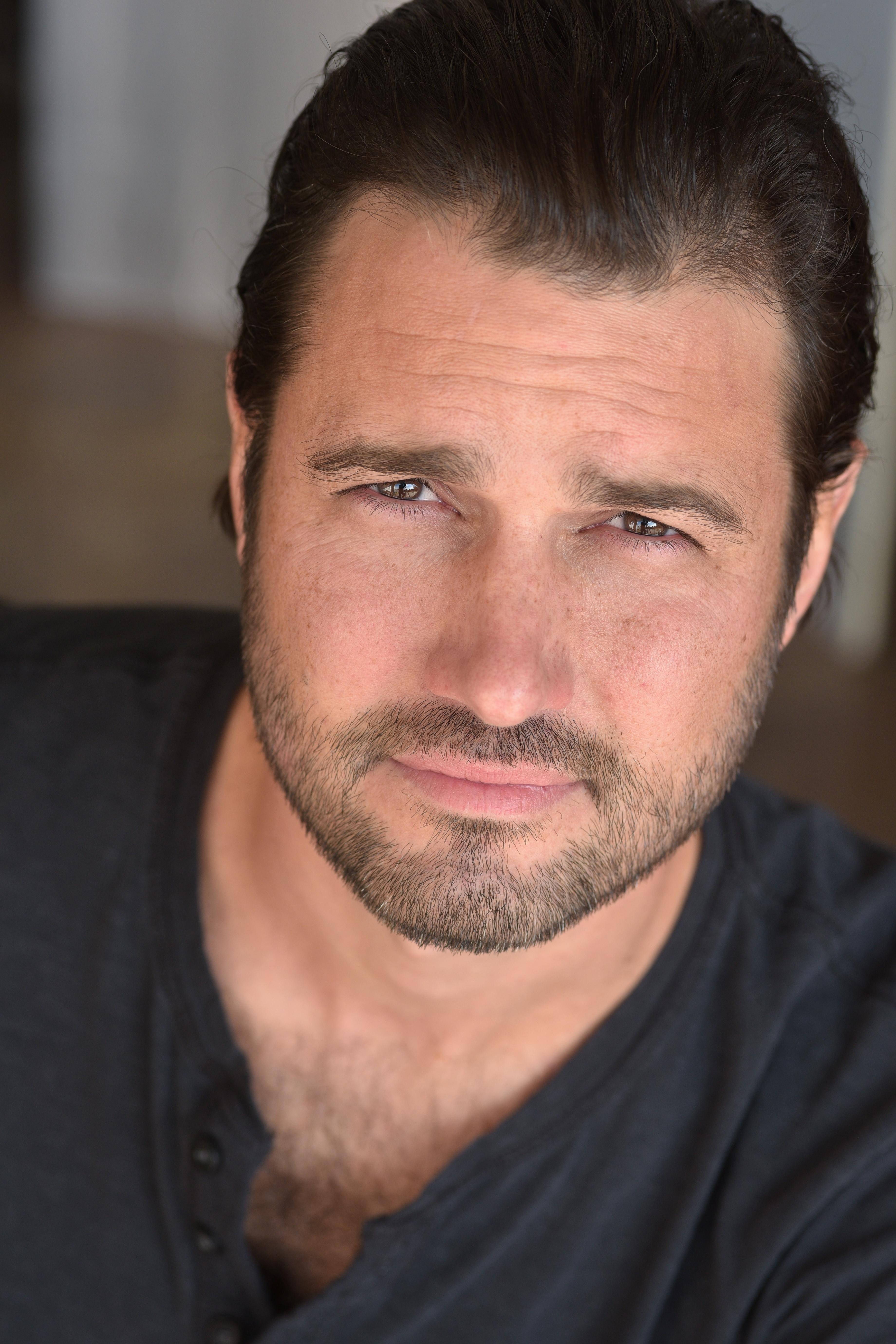 actor Brady McInnes large photo