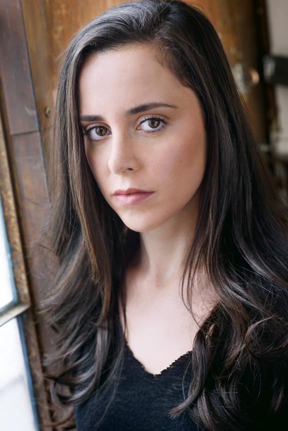 actor Amanda Crown large photo