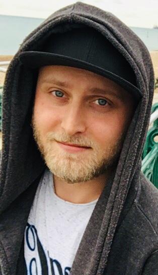 actor Kris Smith large photo