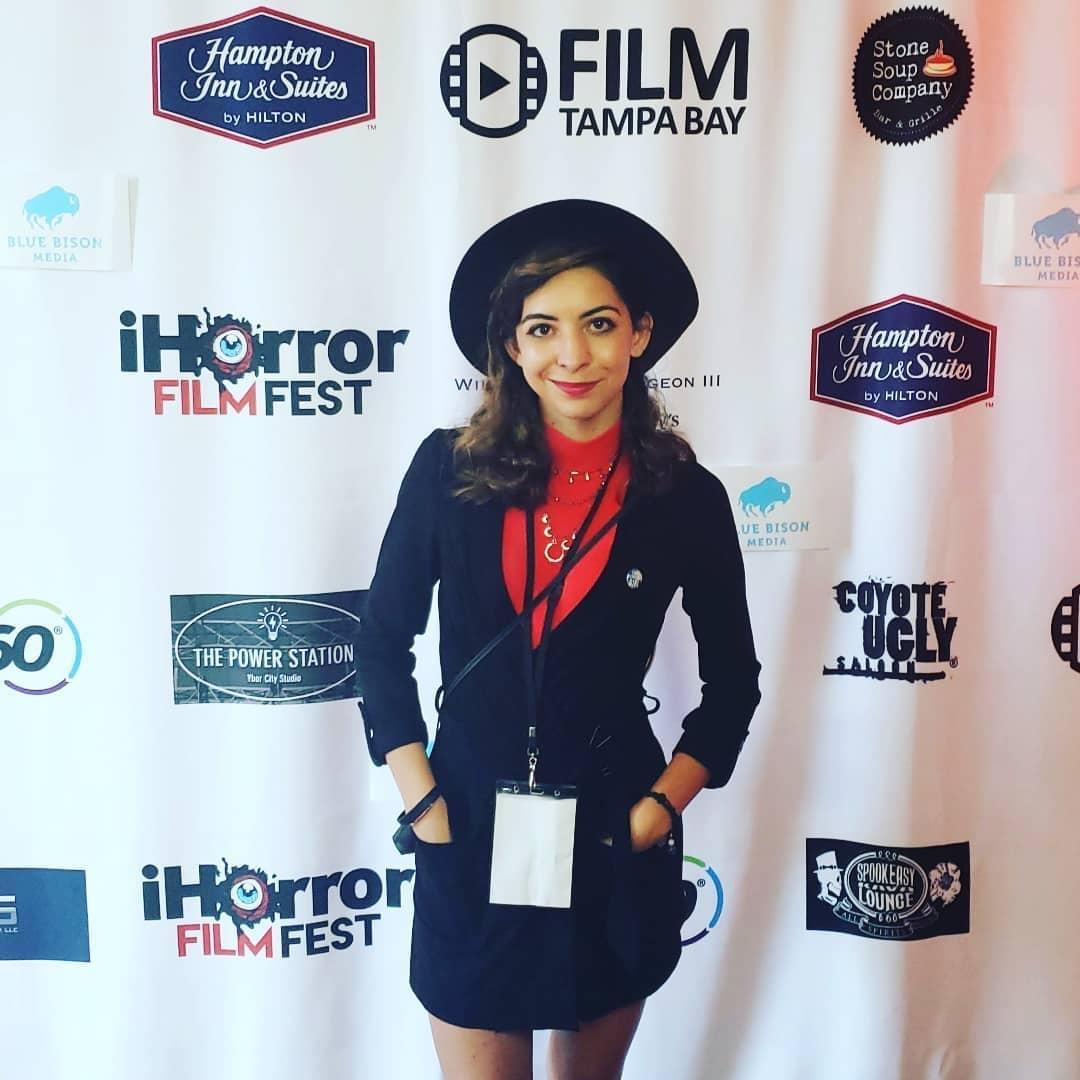 actor Hailey Escobar large photo