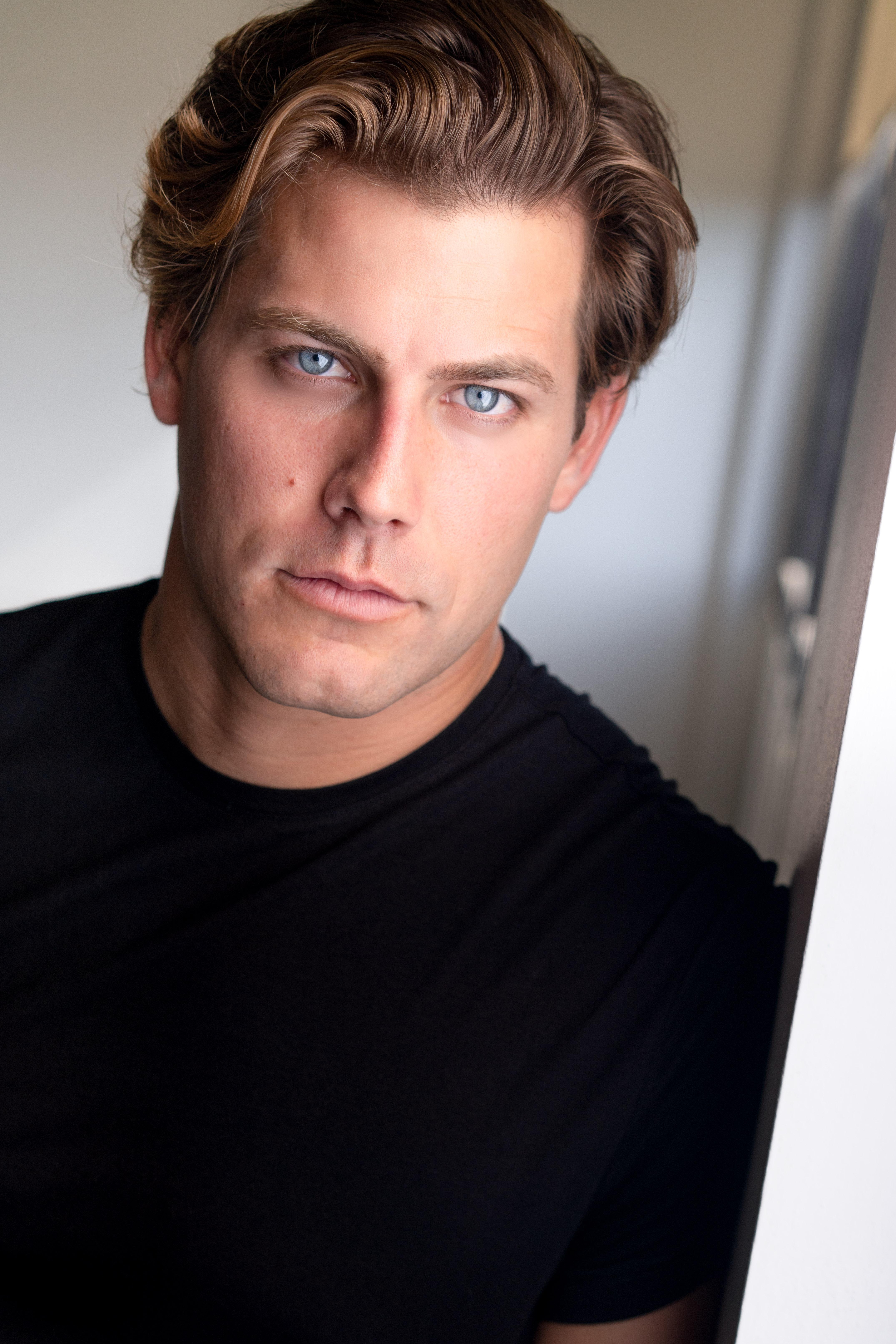 actor Shaun Patrick Brady large photo