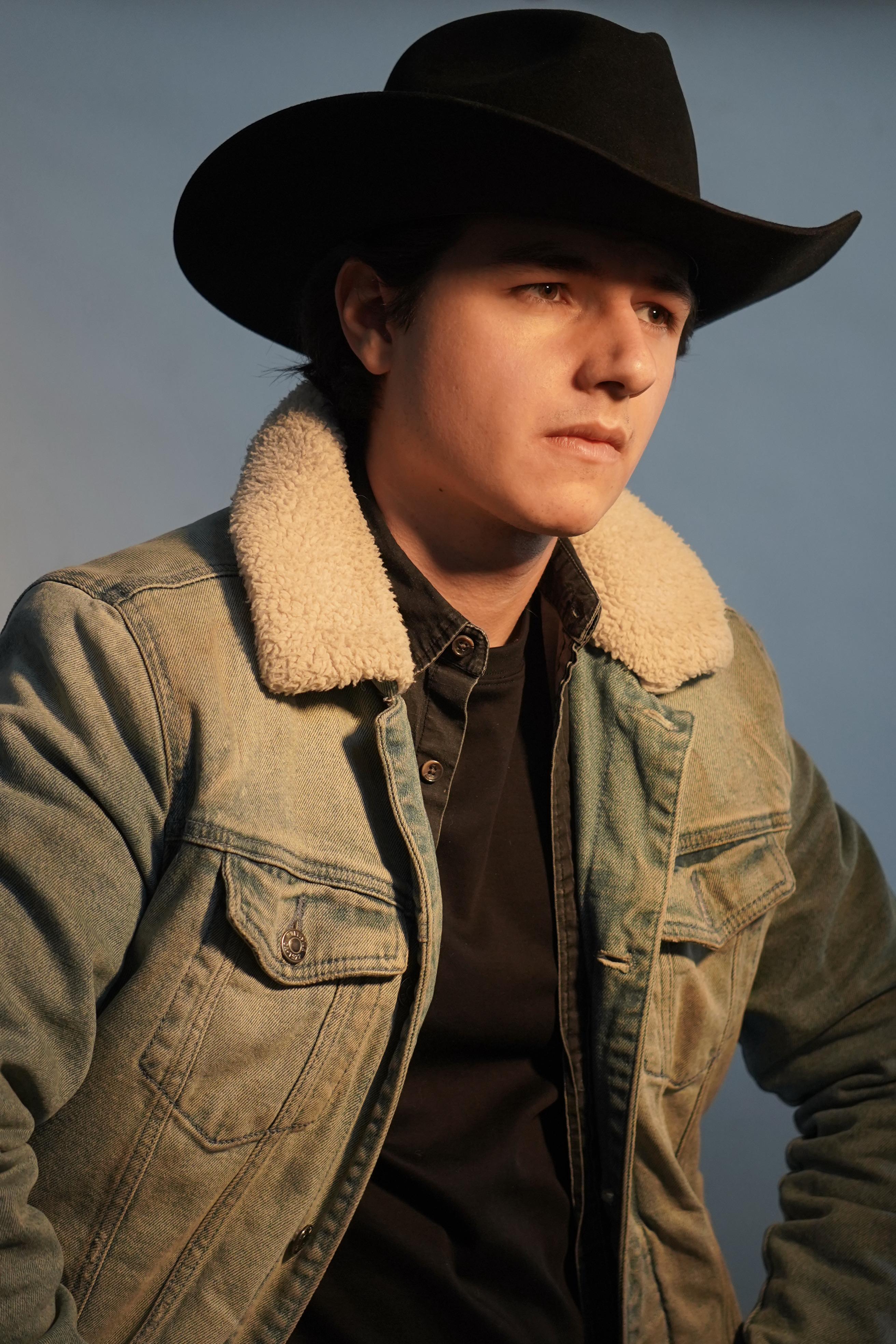 actor Jonah Zane Azoulay large photo