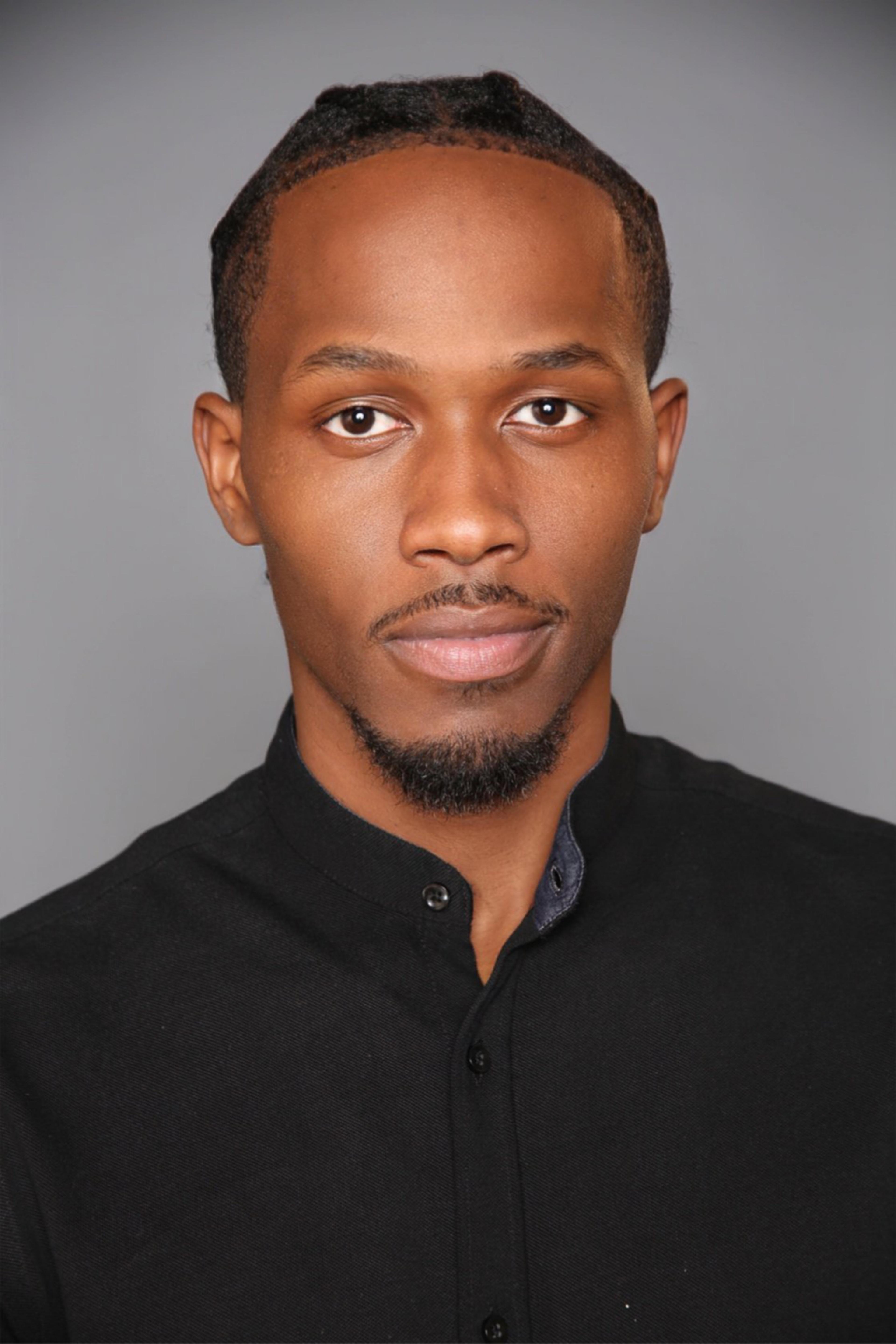 actor Bryan Earl large photo