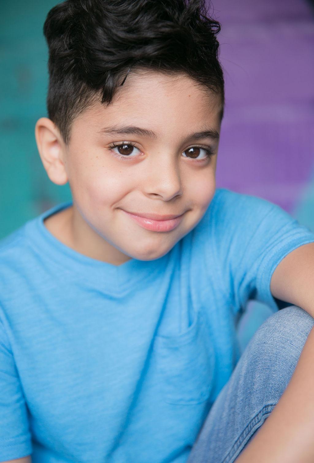 actor Liam Martinez large photo