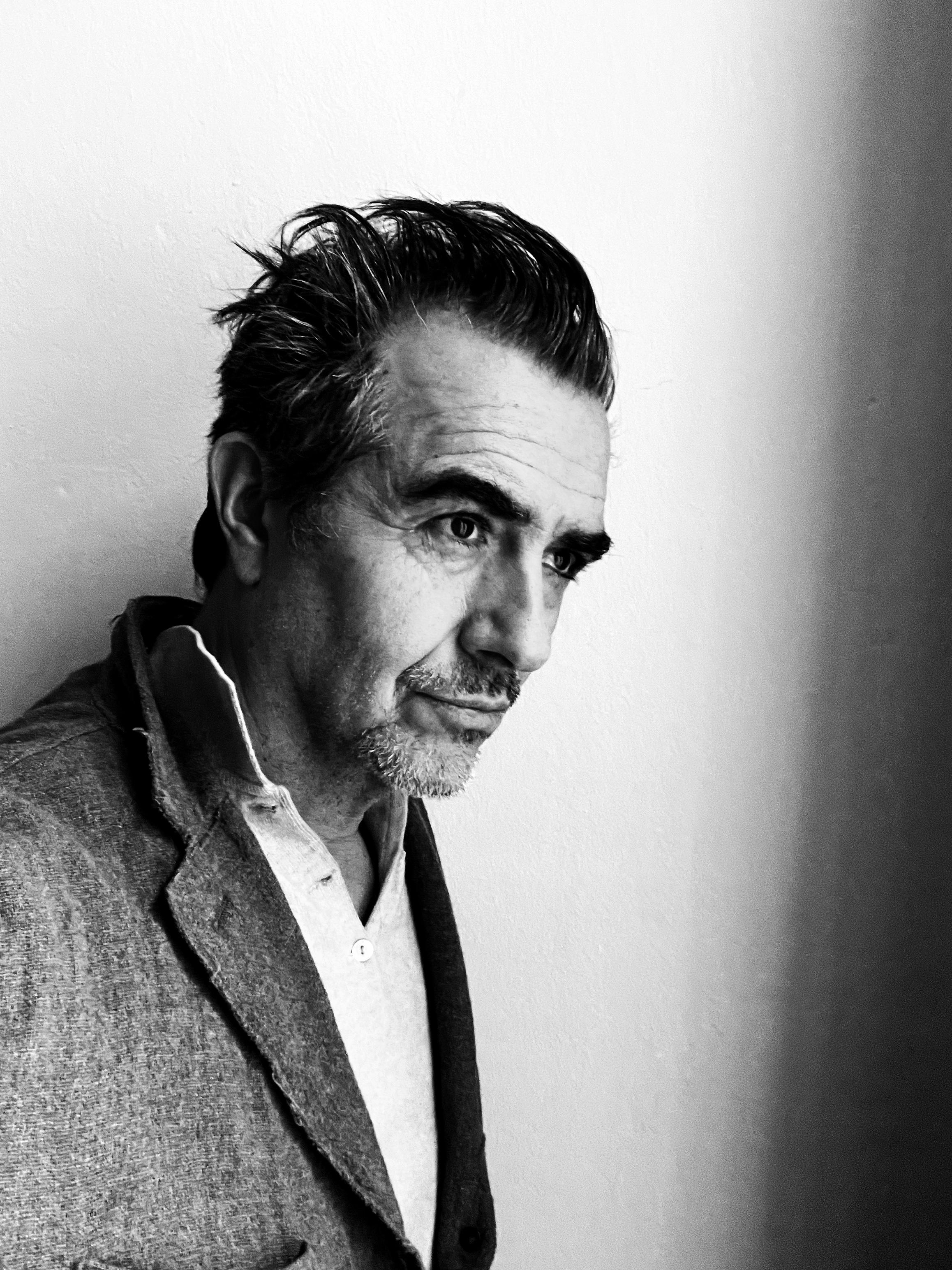 actor Rafael Edholm large photo