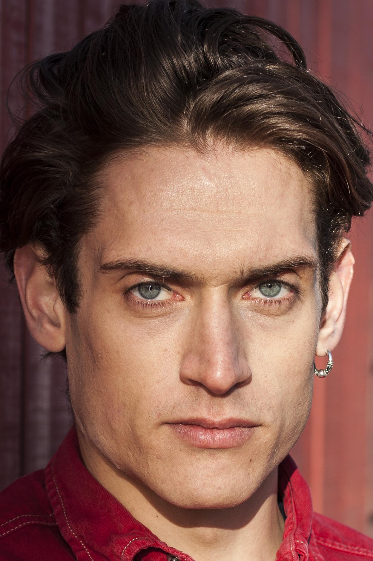 actor Elie Kaempfen large photo