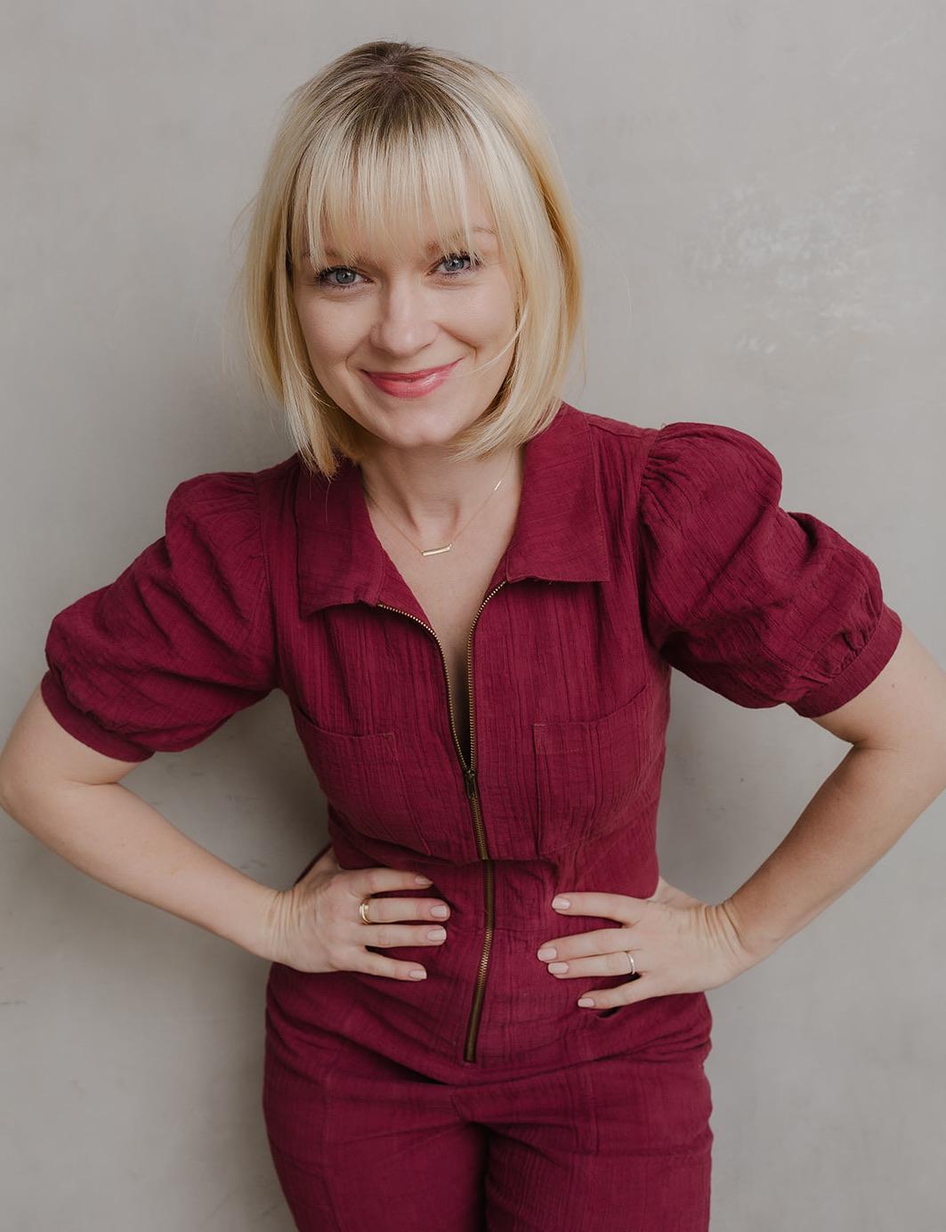 actor Katie Locke O'Brien large photo