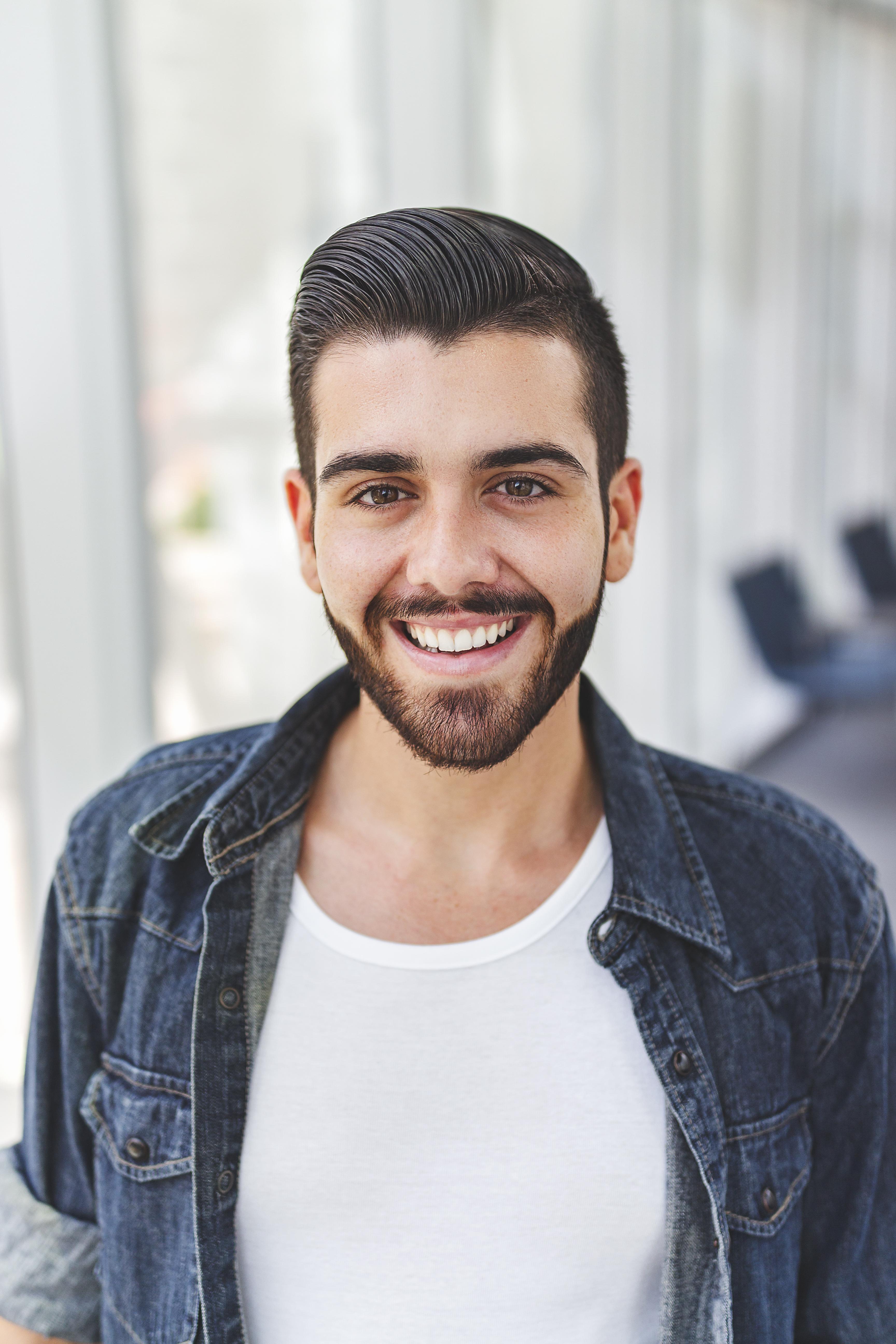 actor Mikael Melo large photo