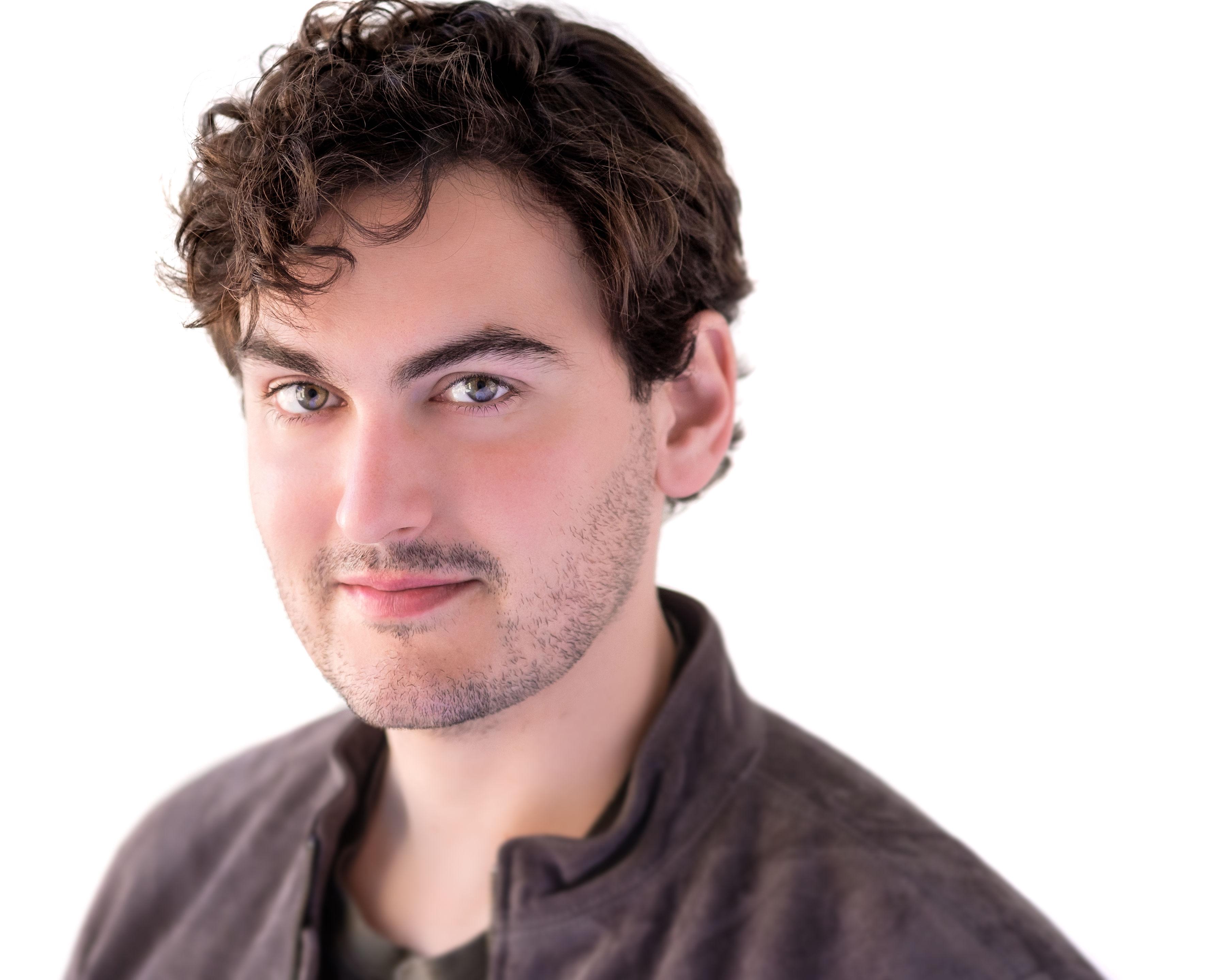 actor Montgomery Sutton large photo