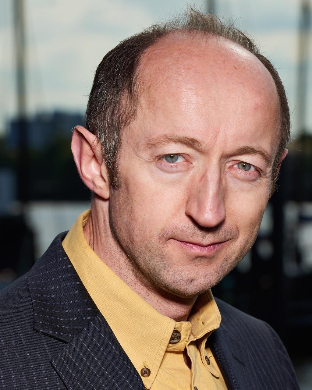 actor Tom Bonington large photo