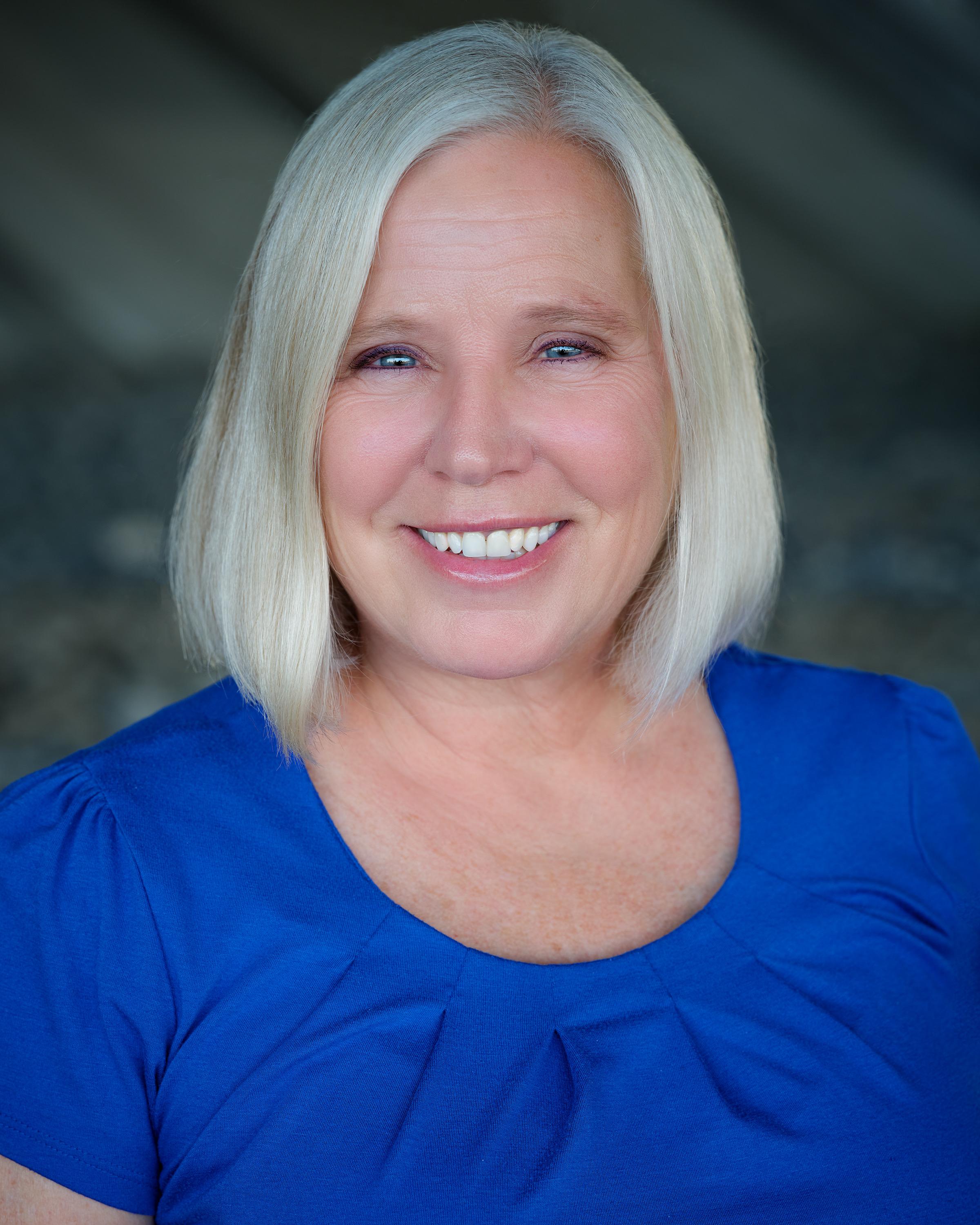 actor Lisa Paul large photo