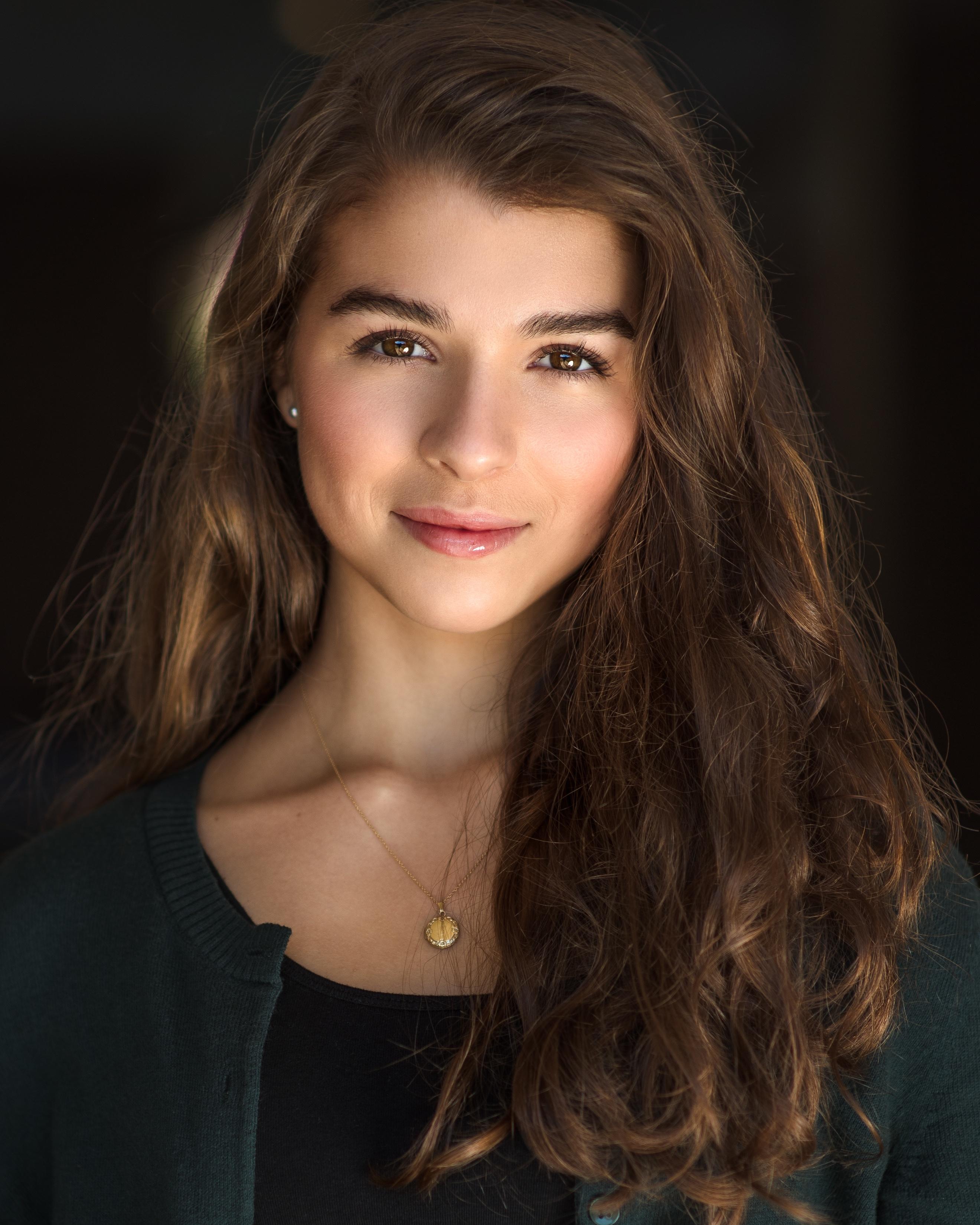 actor Sophia Vettori large photo