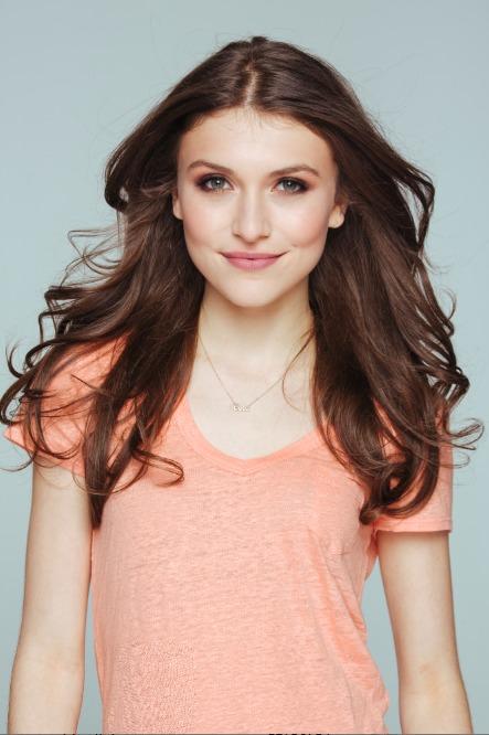 actor Elle Winter large photo