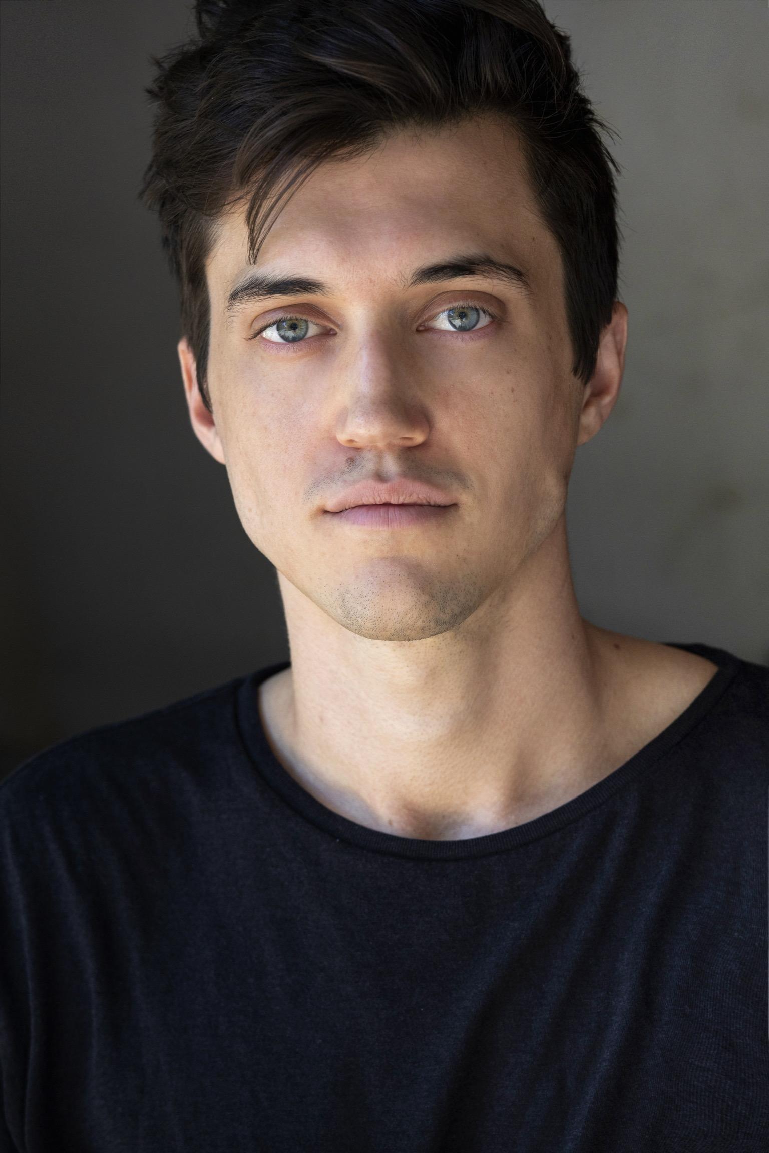 actor Michael David Wilson large photo