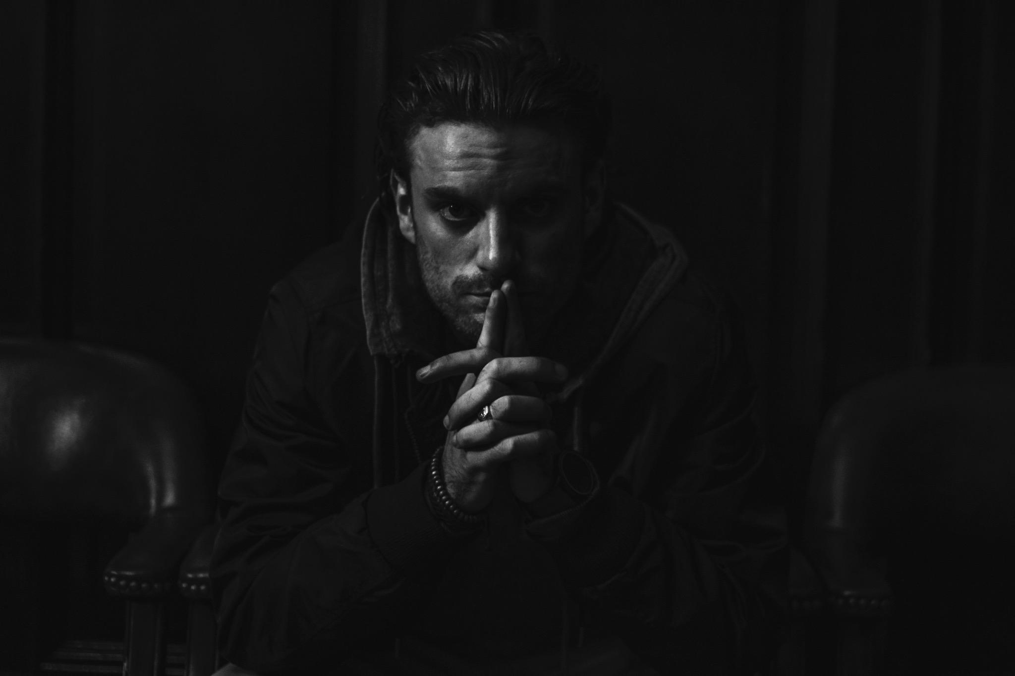 actor Kyle Travis Sharp large photo