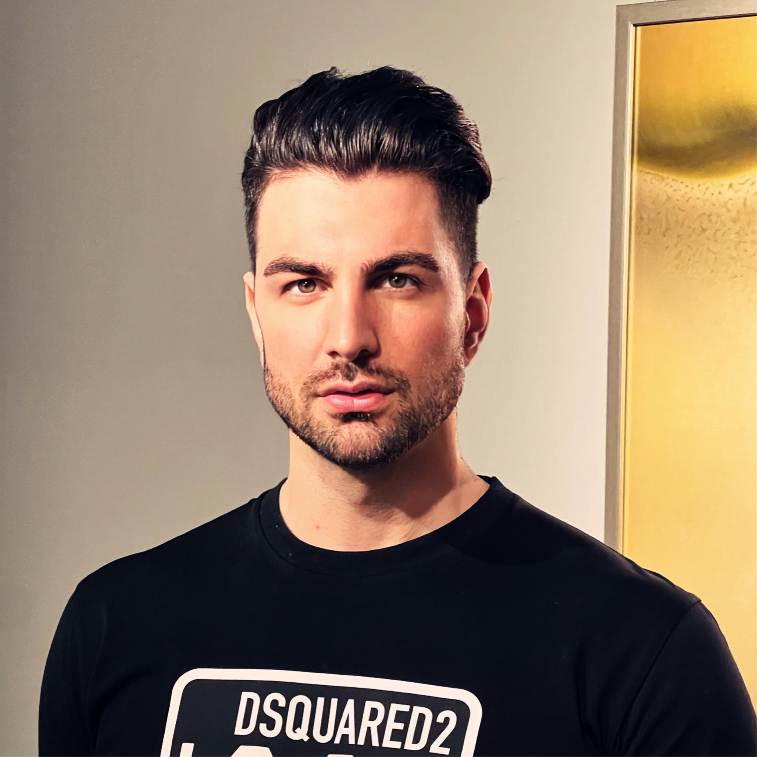 actor Farbod Masoud Vaziri large photo