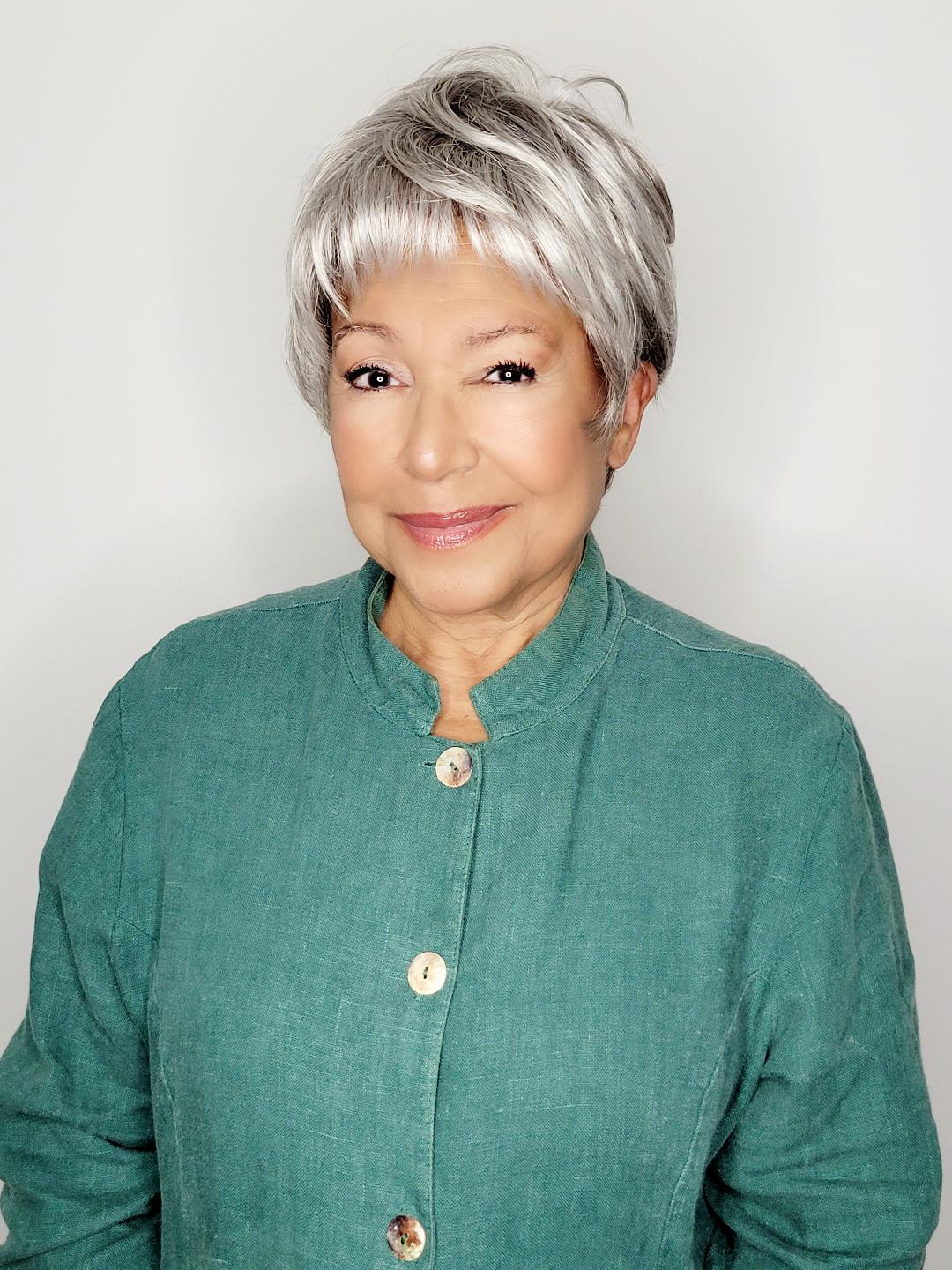 actor Luise Heath large photo