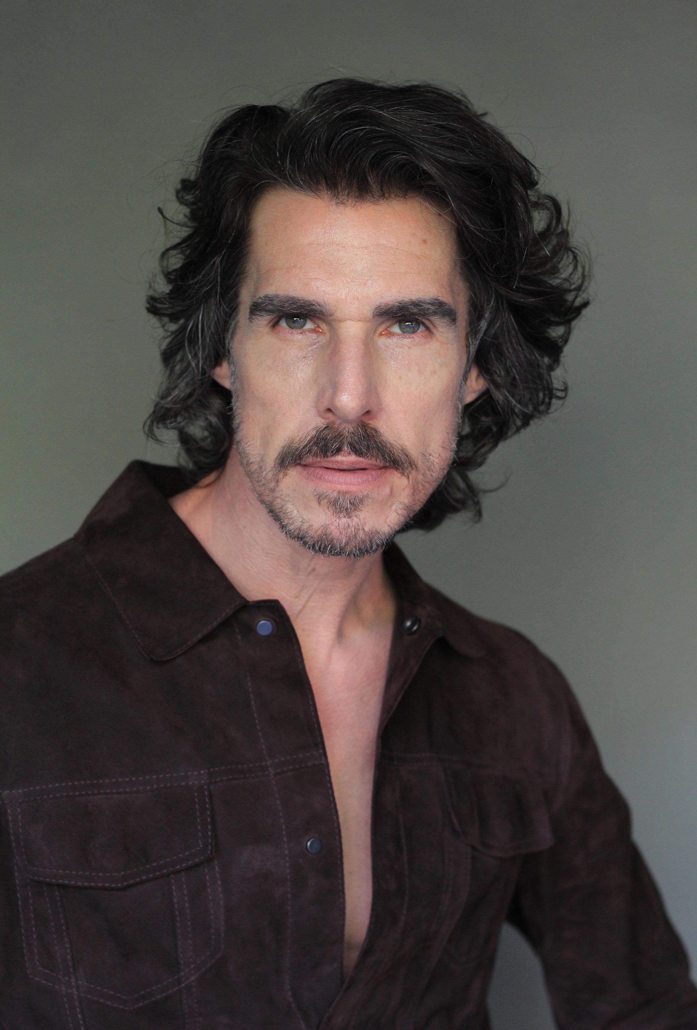 actor Tim Christian large photo