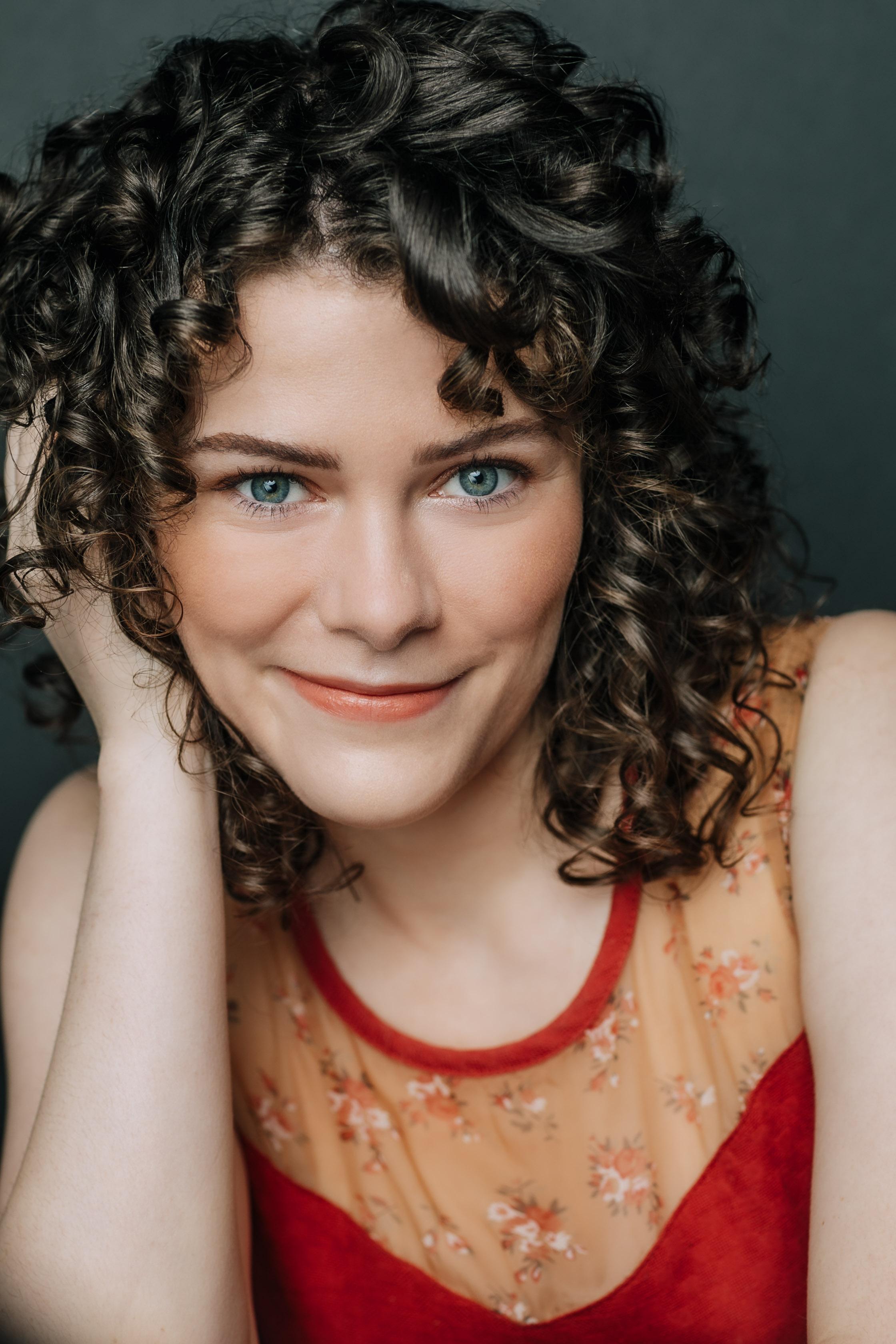 actor Ellen MacNevin large photo