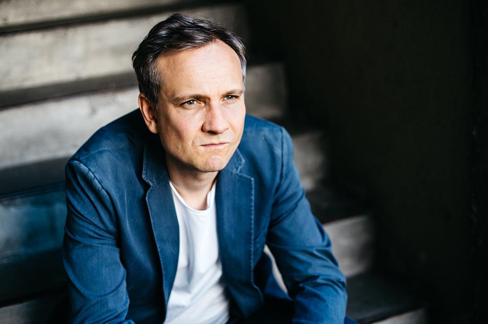 actor Sebastian Weber large photo