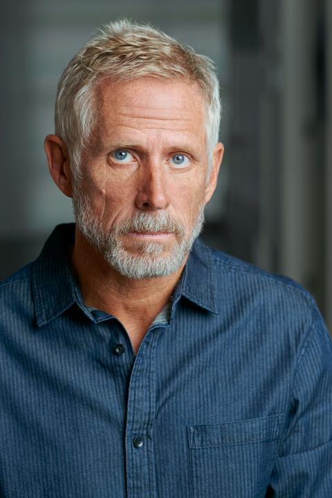 actor Reynolds Washam large photo