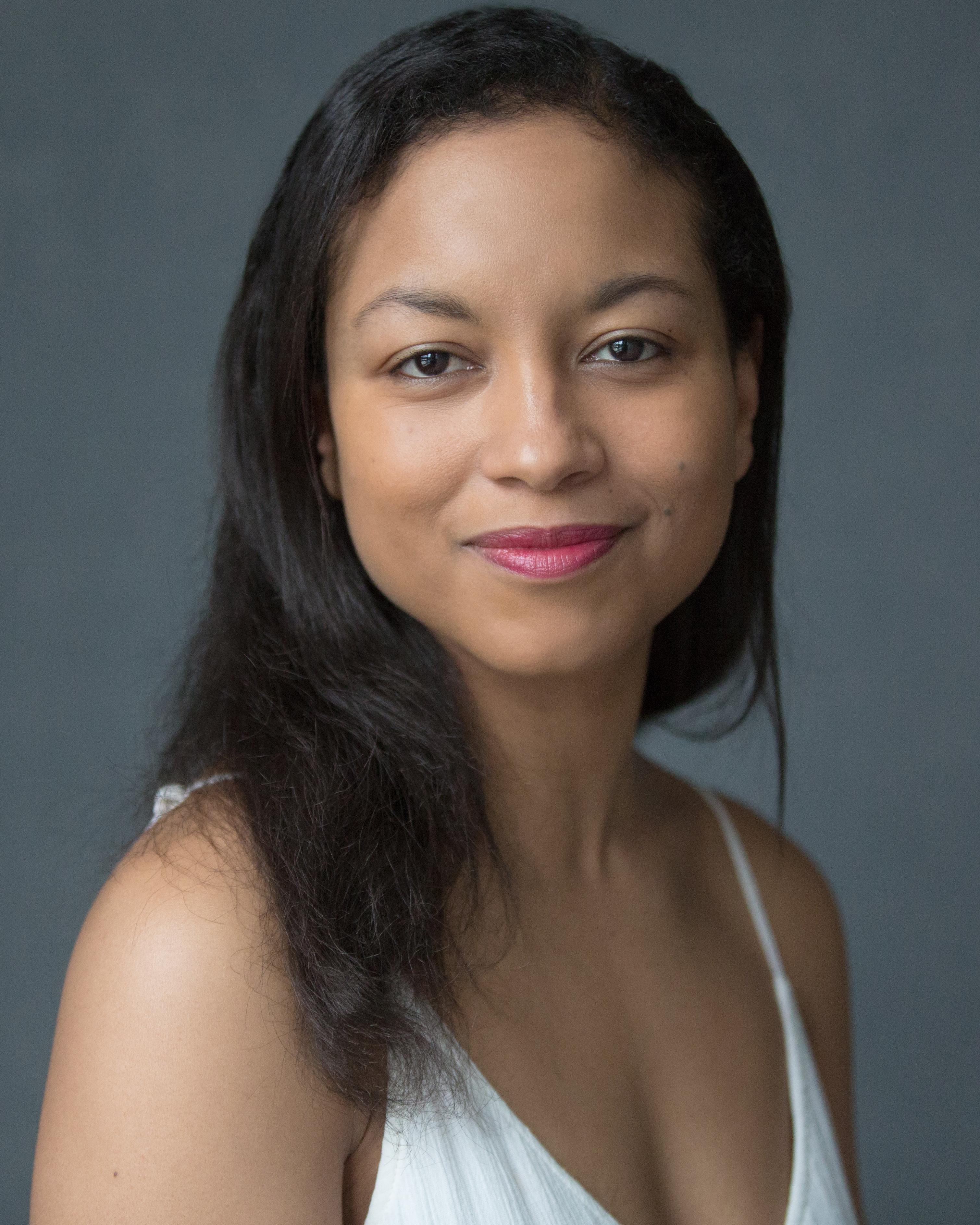 actor Rachel Handshaw large photo