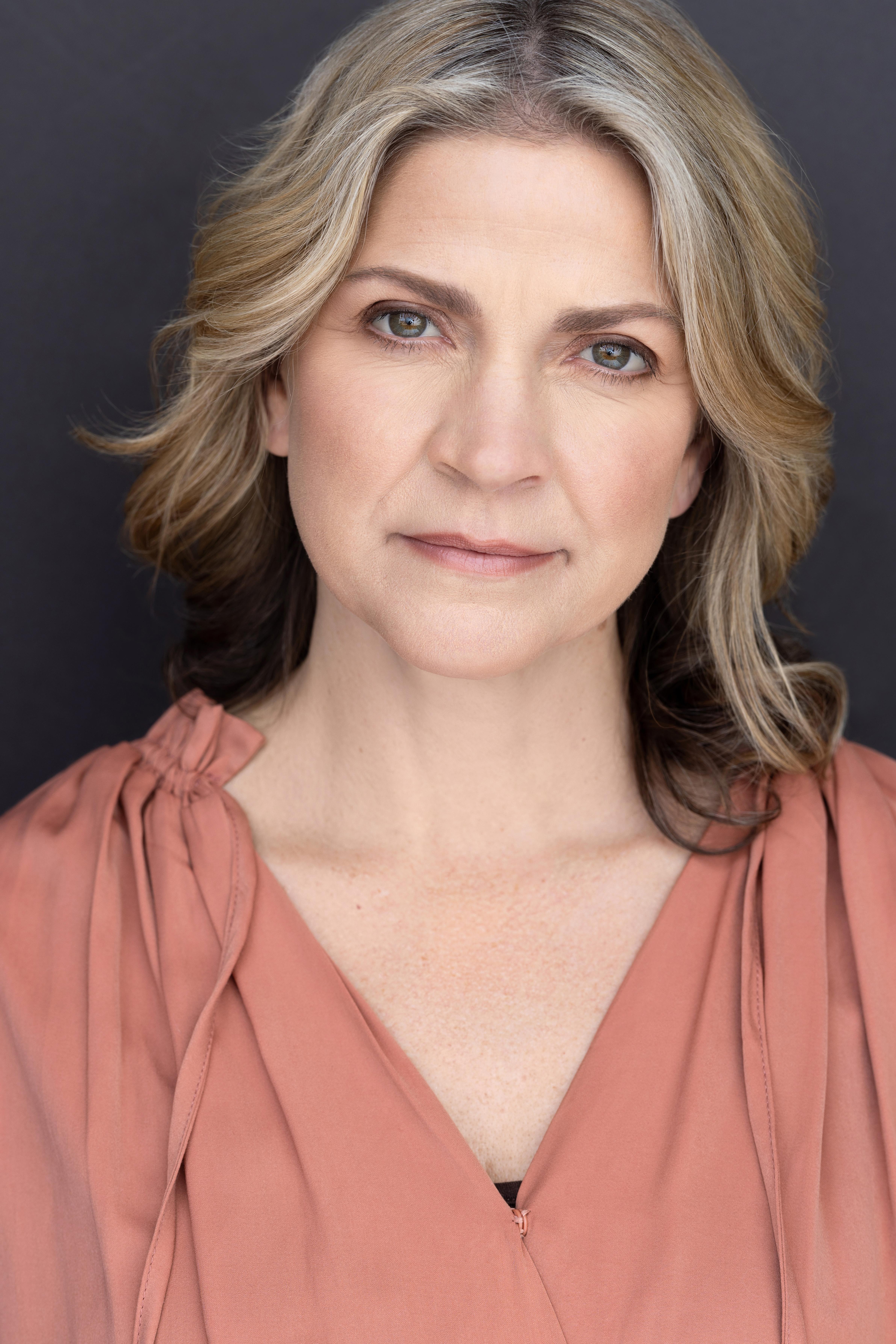 actor Frances Dell Bendert large photo