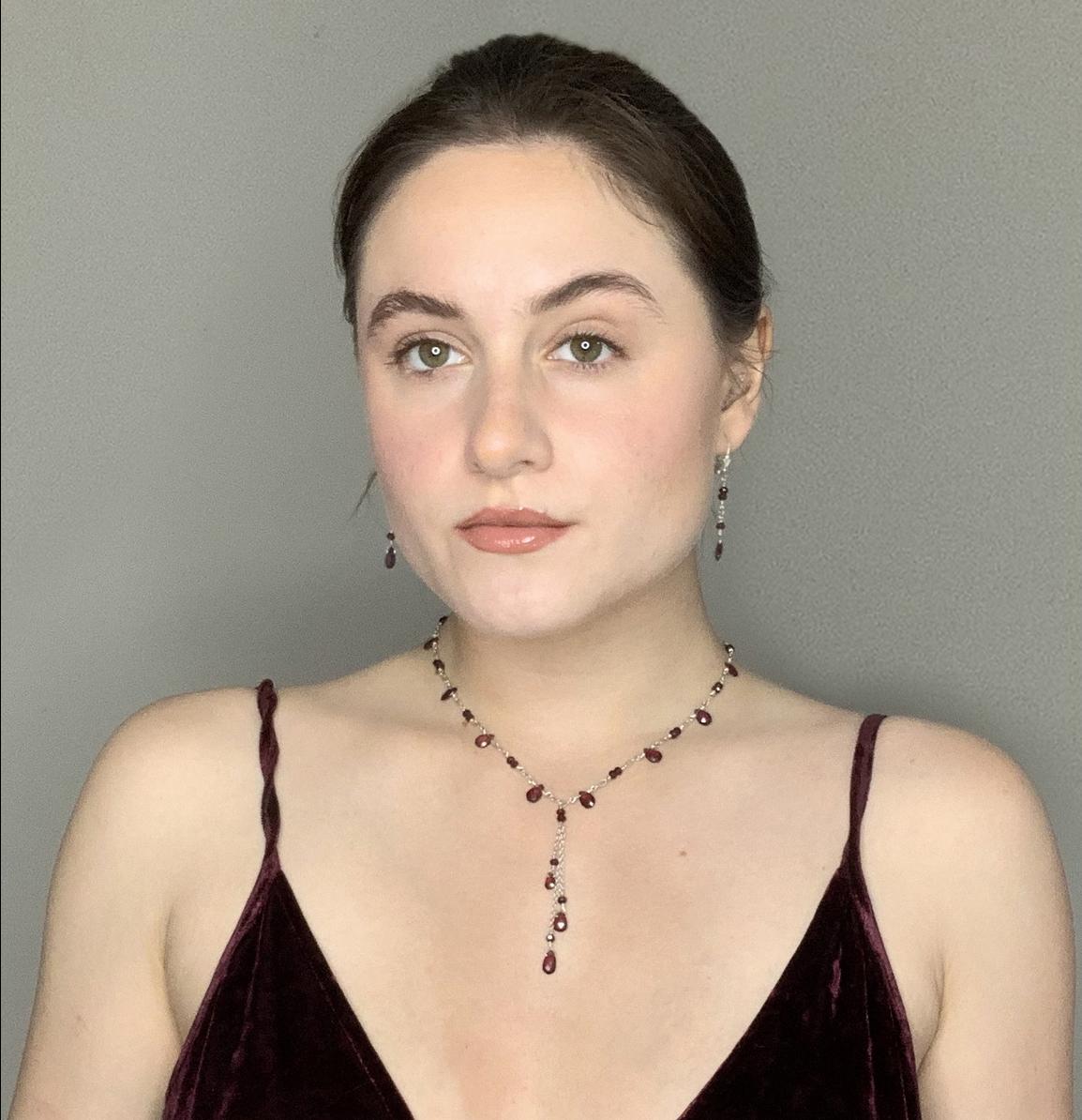 actor Cora Maple Lindell large photo