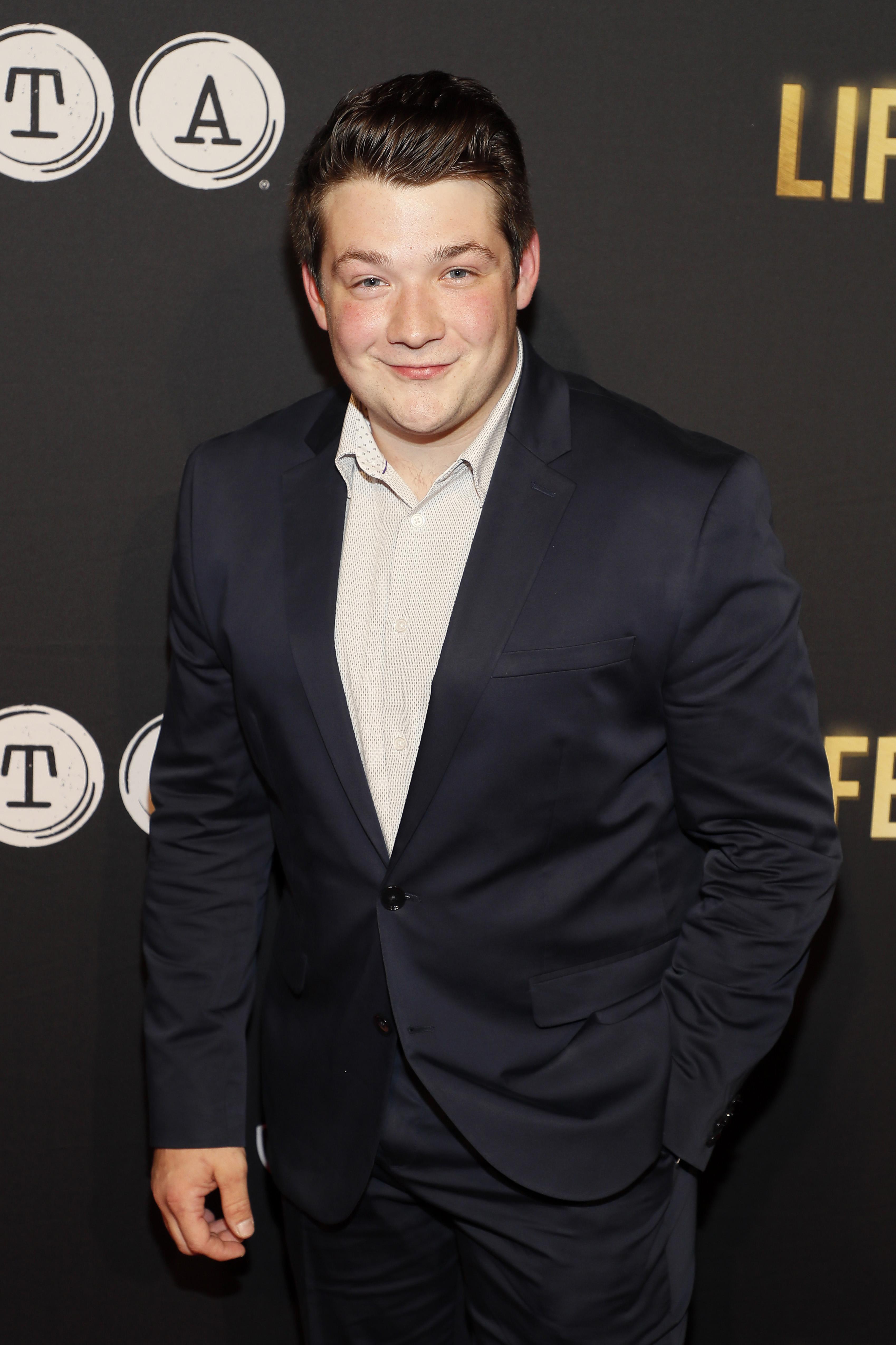 actor Justin Sterner large photo