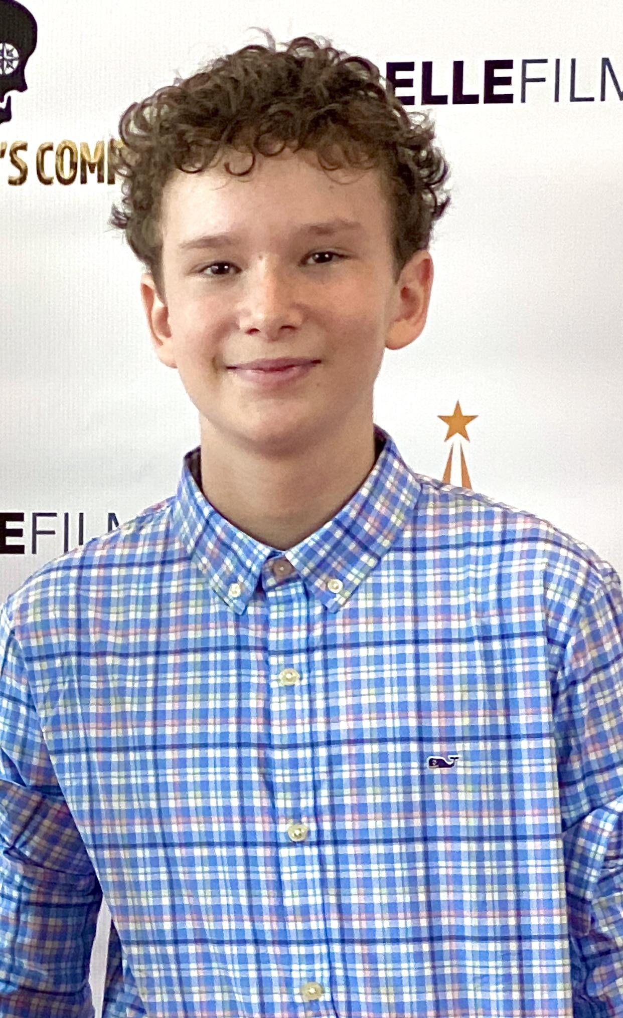 actor Luke Loveless large photo