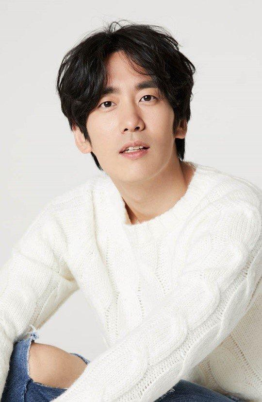 actor Park Keun-rok large photo