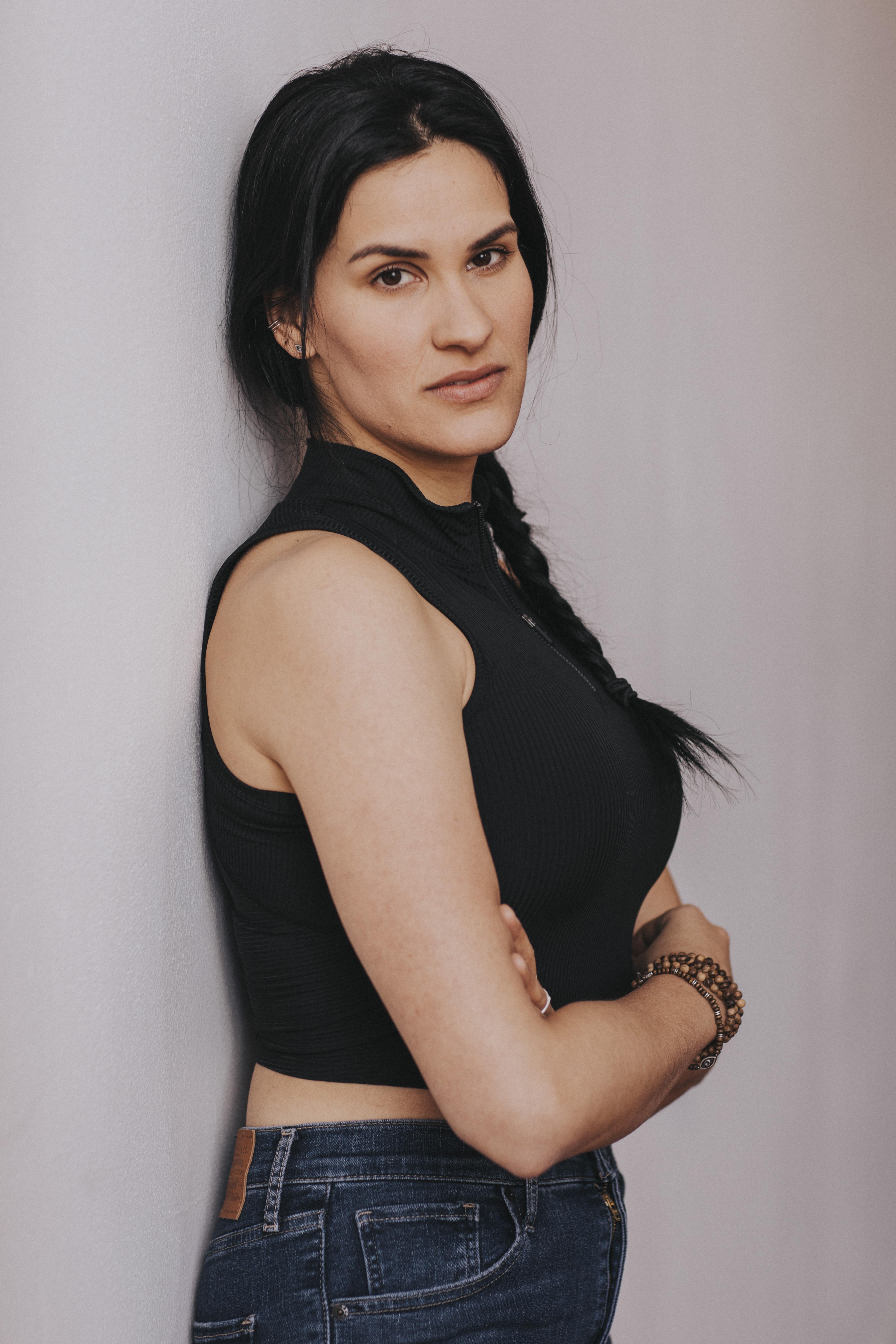 actor Mimi Côté large photo