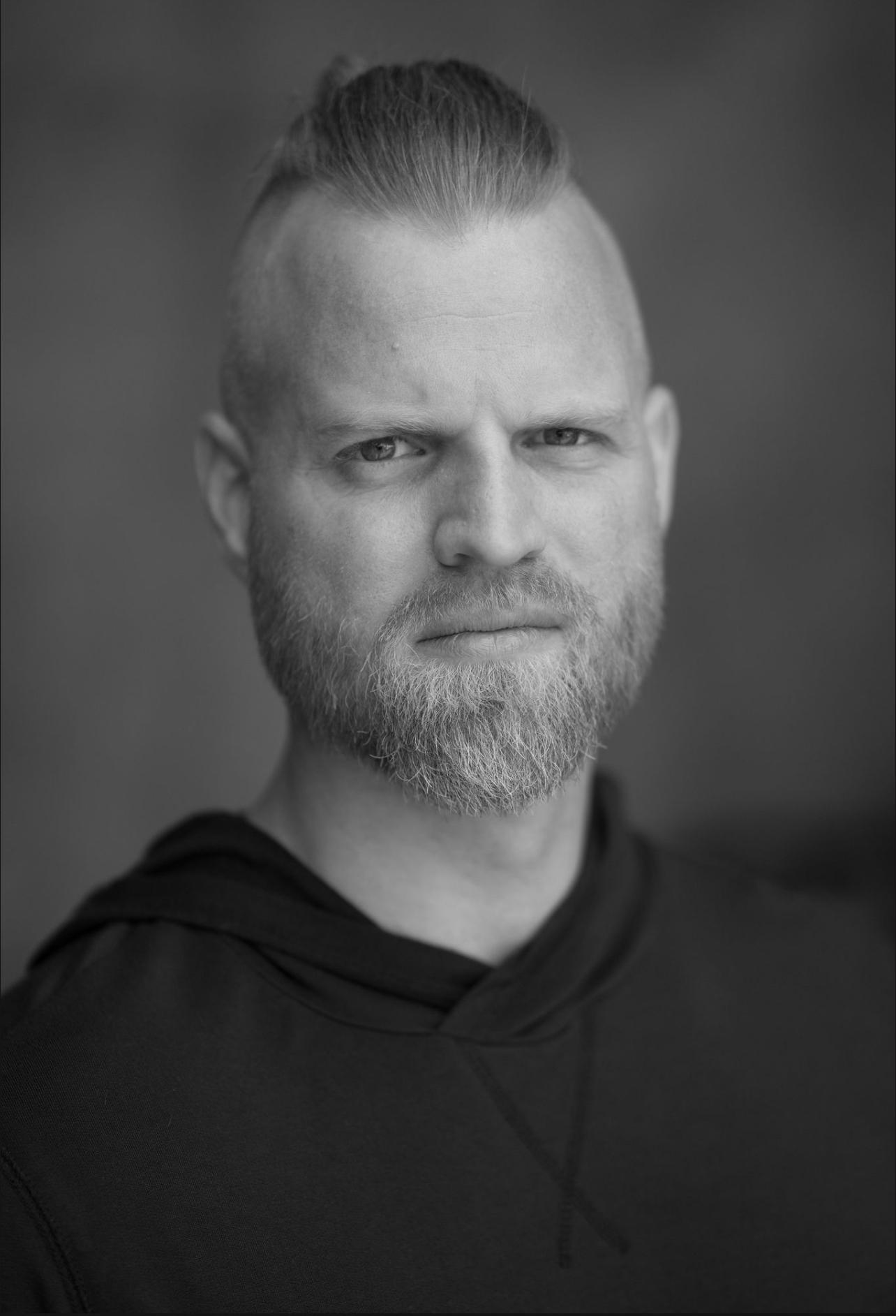 actor Tommy Berretz large photo