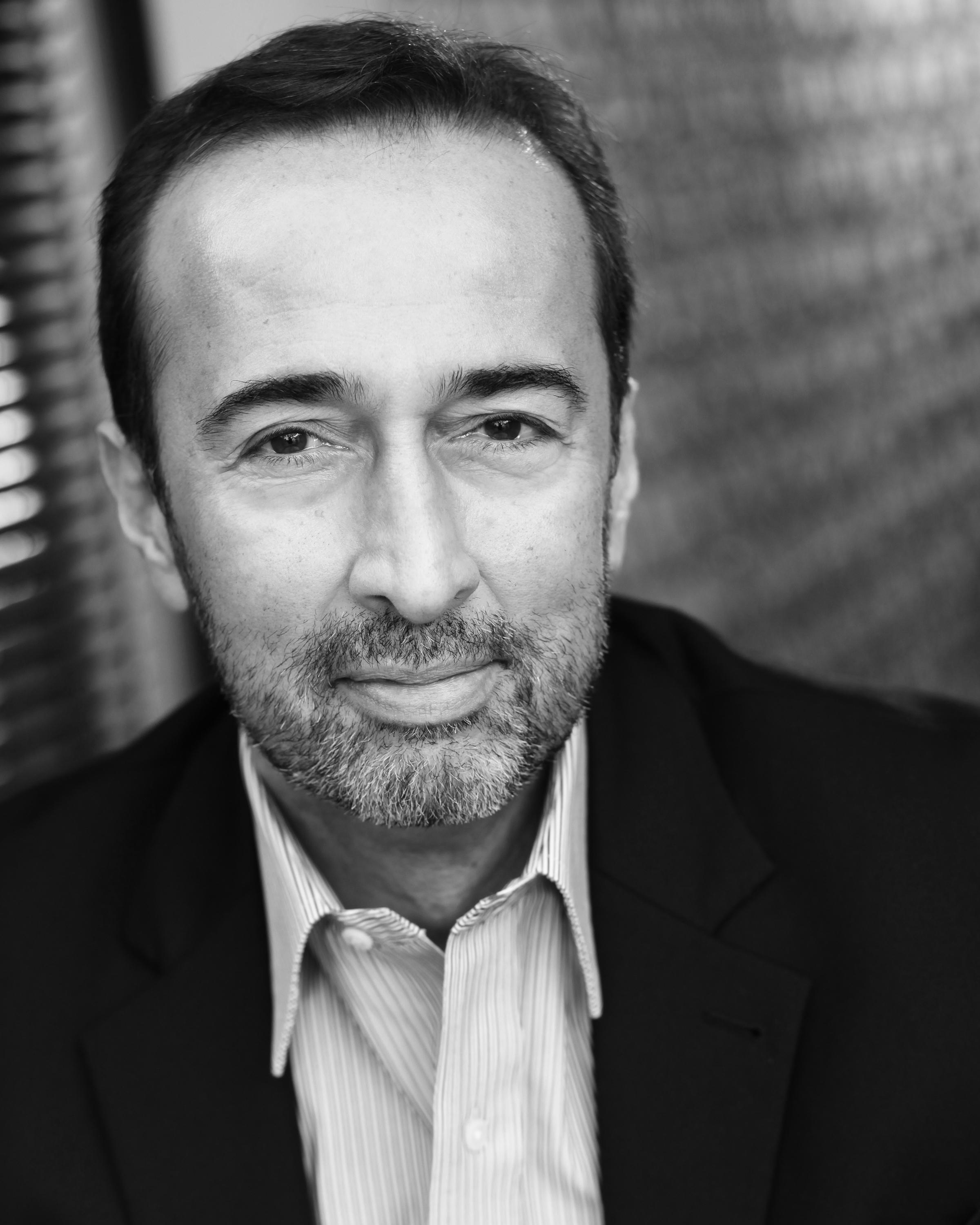 actor Bijan Daneshmand large photo