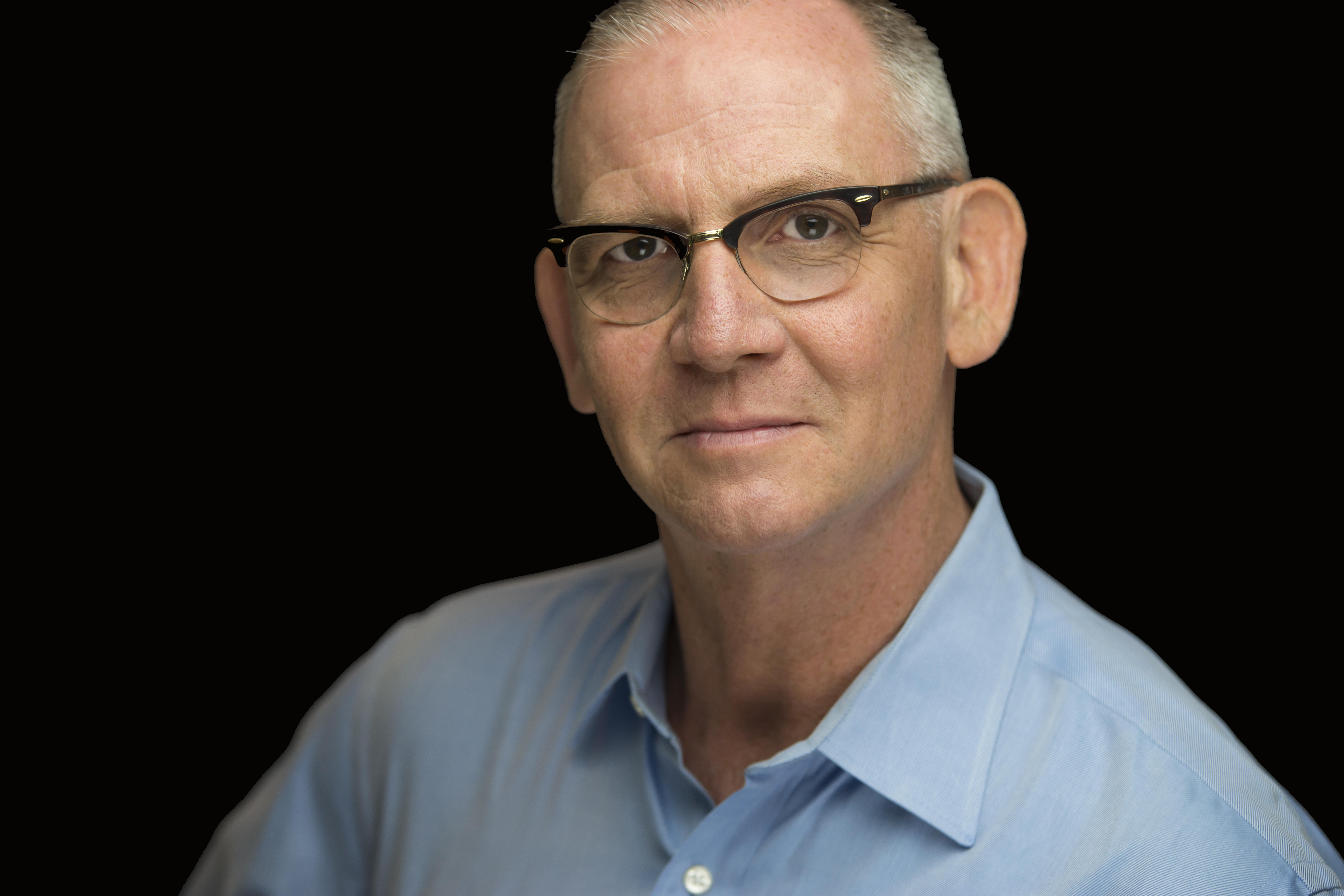 actor Richard Waddingham large photo