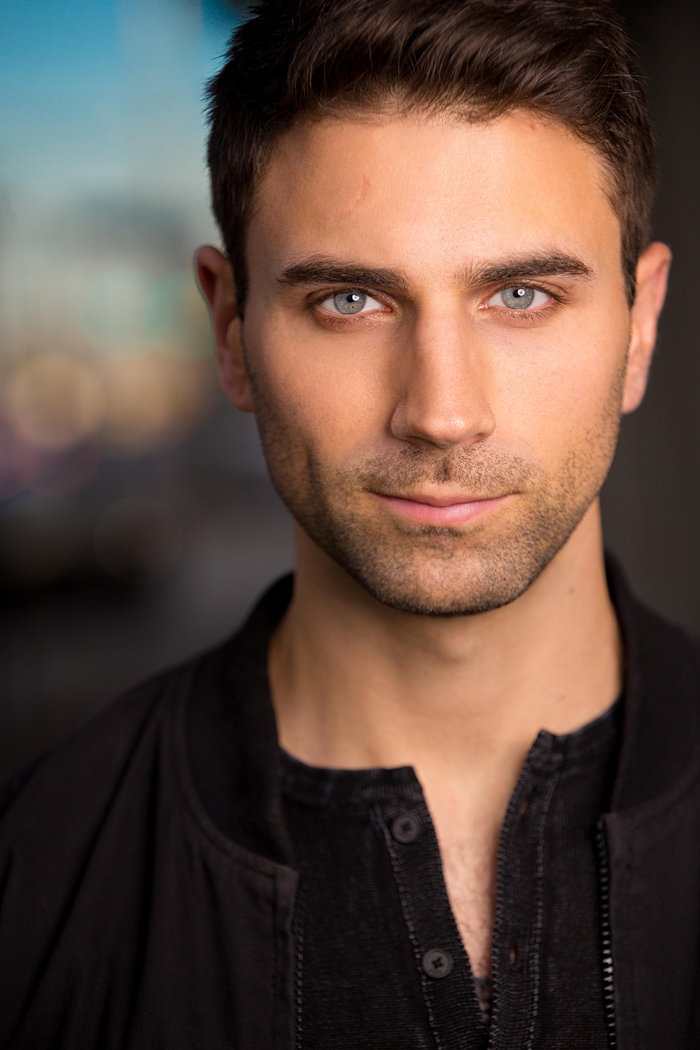 actor Michael Joseph Nelson large photo