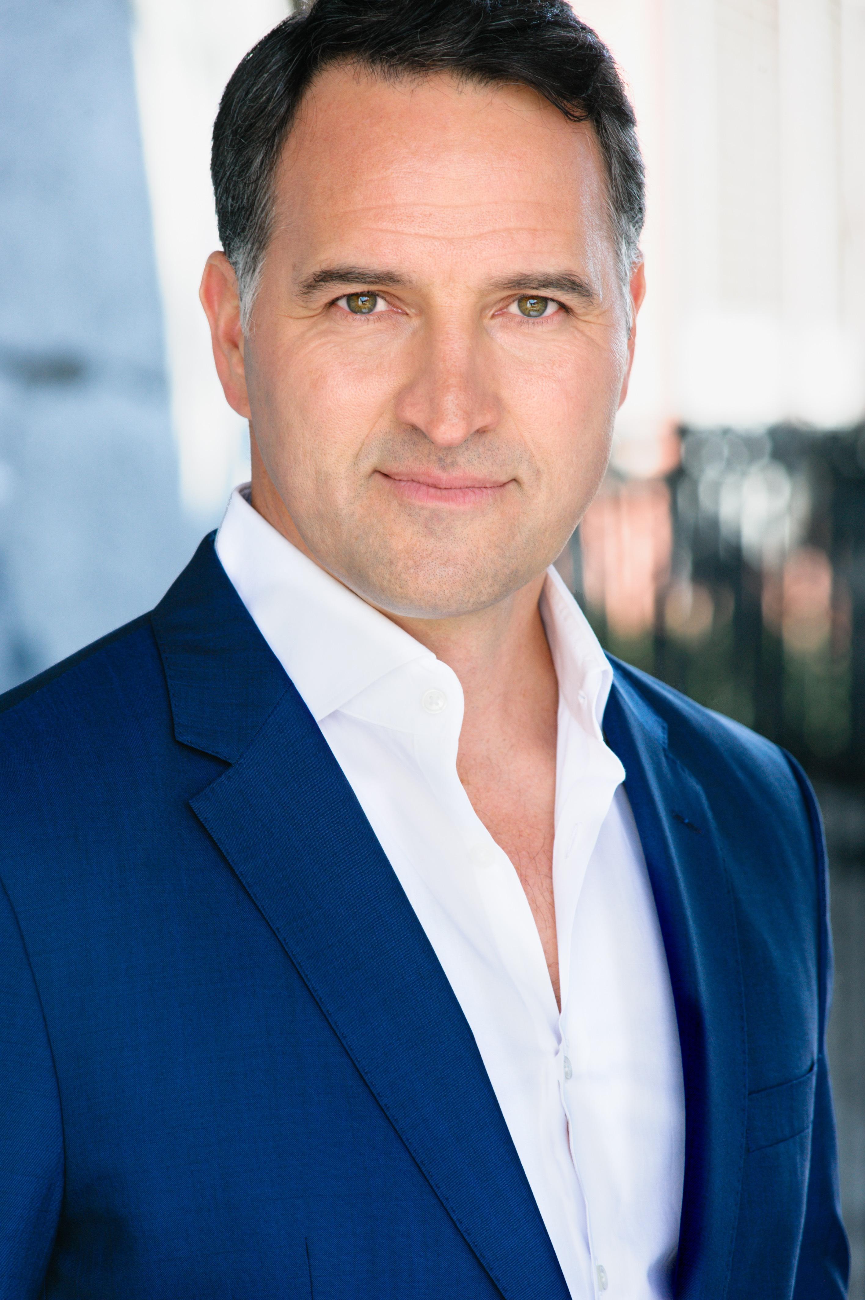 actor David Winning large photo